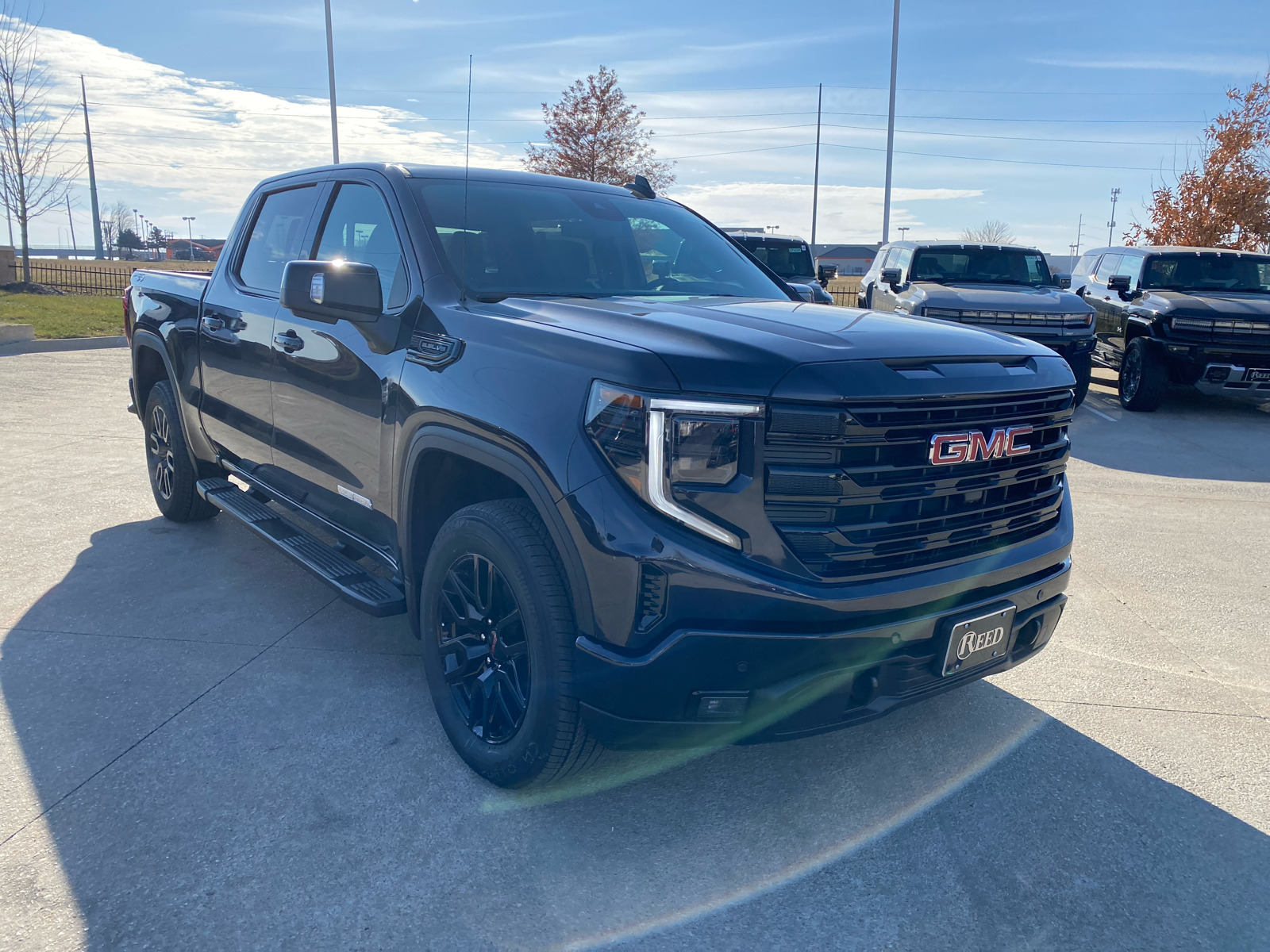 2025 GMC Sierra 1500 Elevation 4