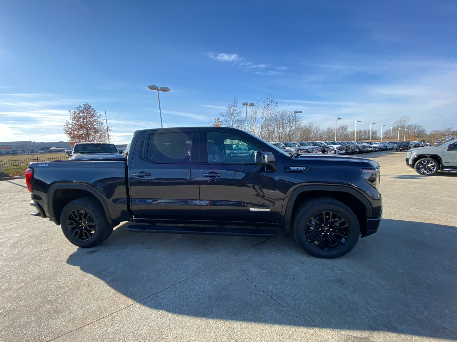 2025 GMC Sierra 1500 Elevation 5