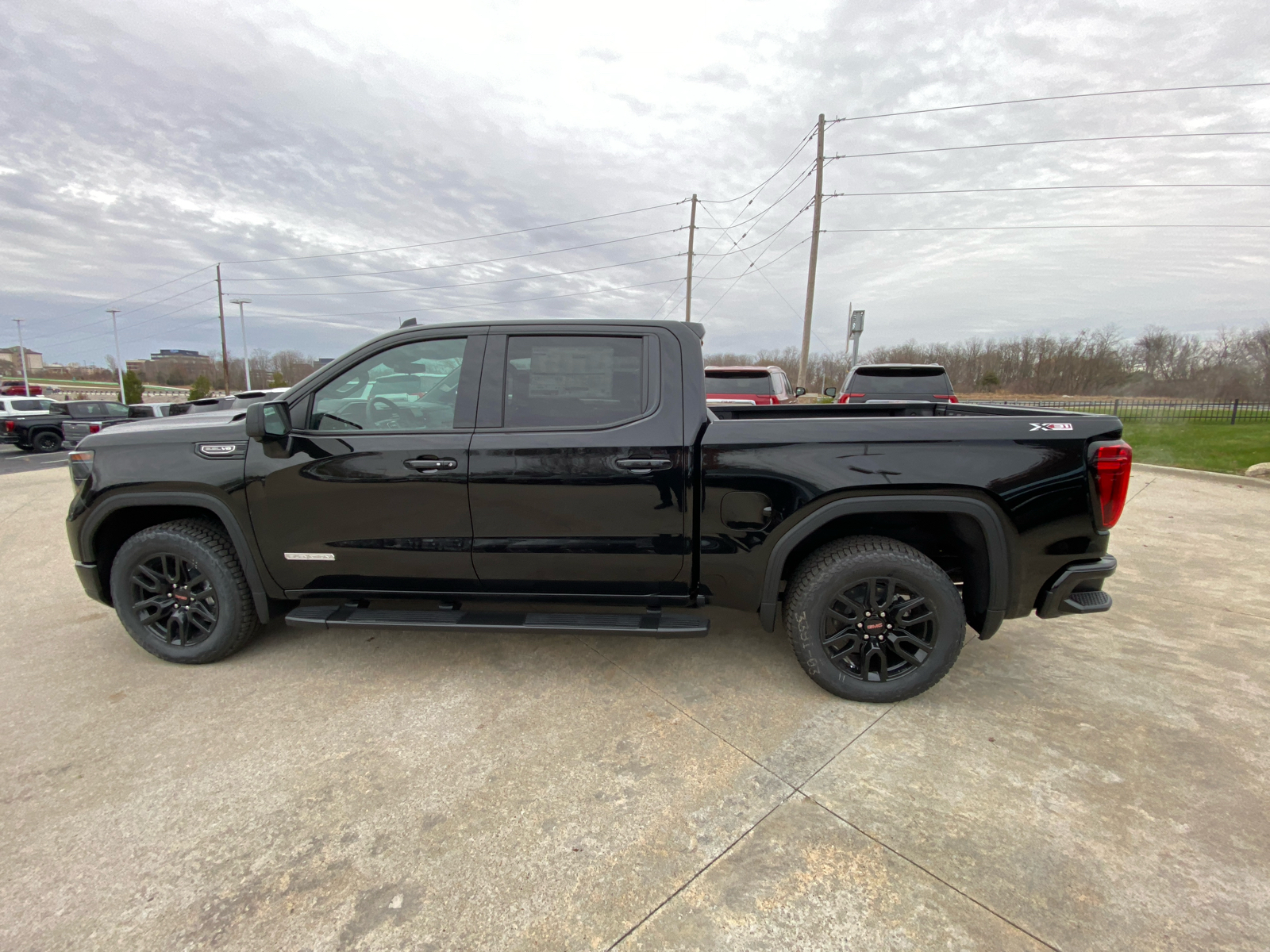 2025 GMC Sierra 1500 Elevation 9