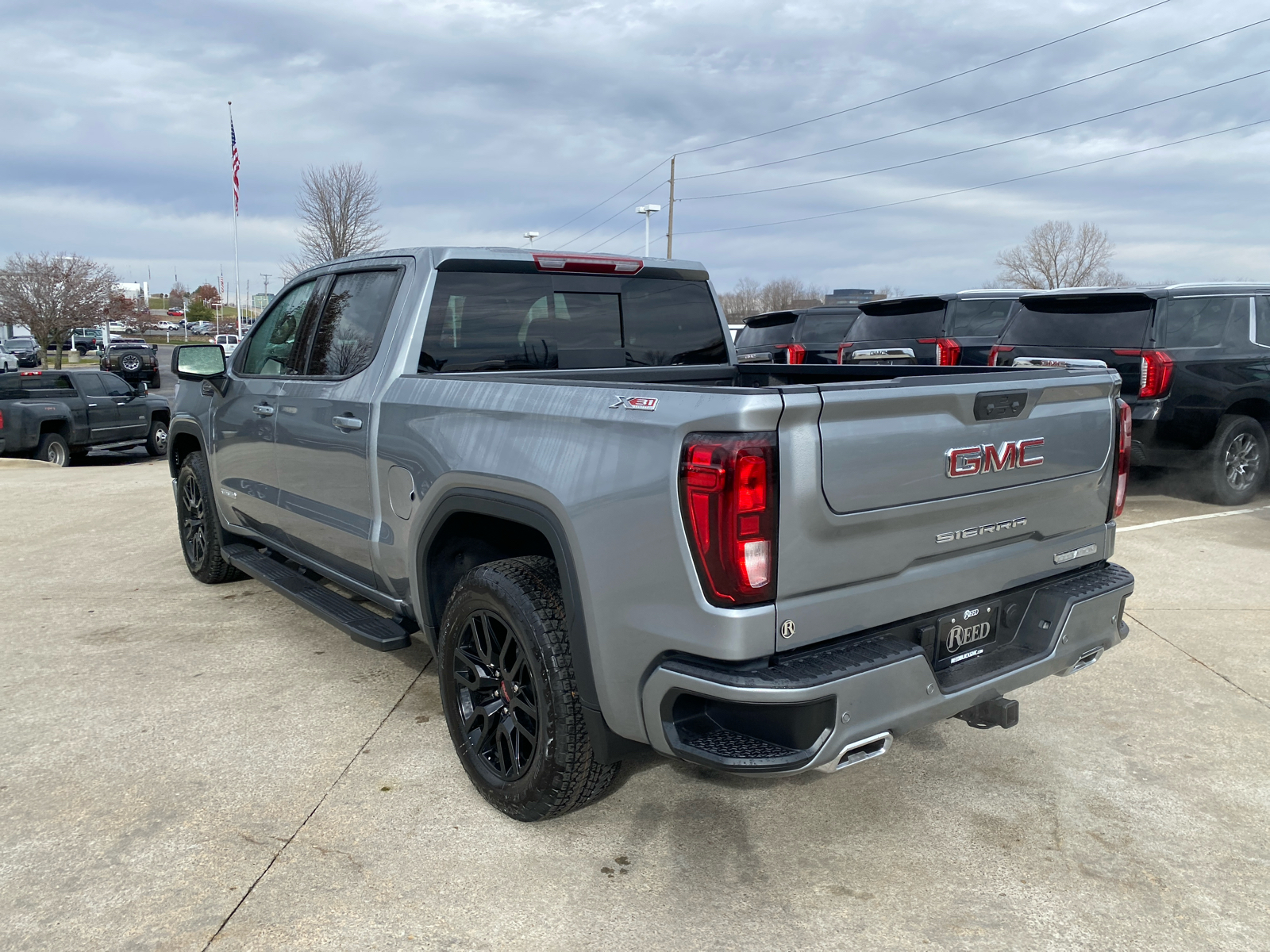 2025 GMC Sierra 1500 Elevation 8