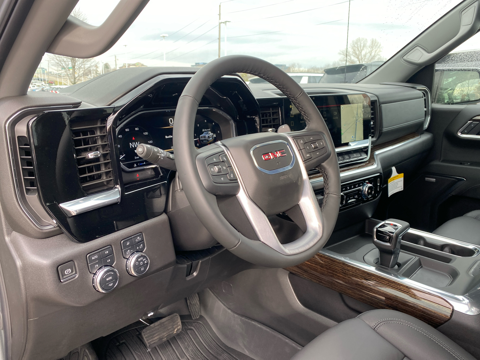 2025 GMC Sierra 1500 Elevation 14