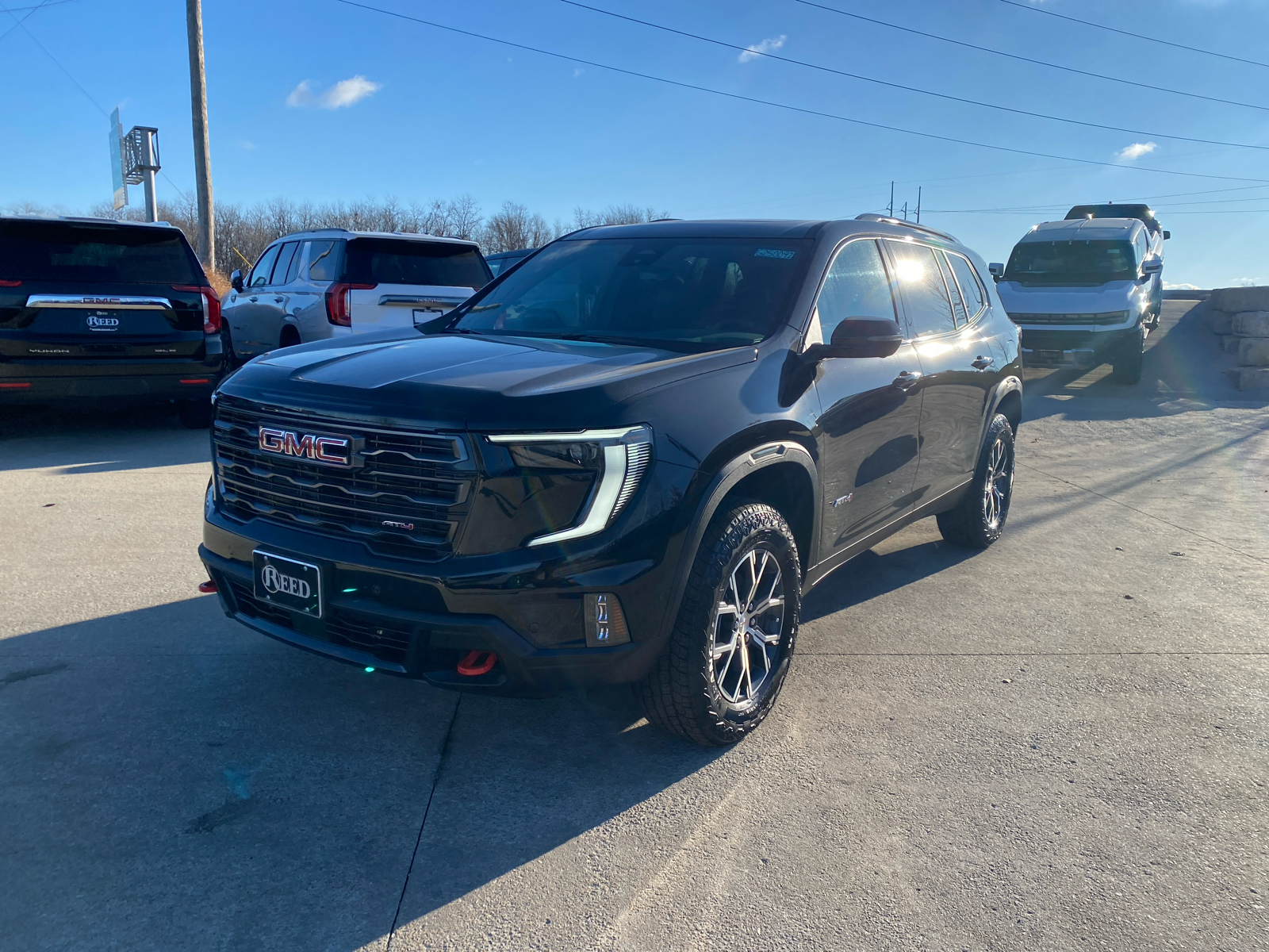 2025 GMC Acadia AWD AT4 2