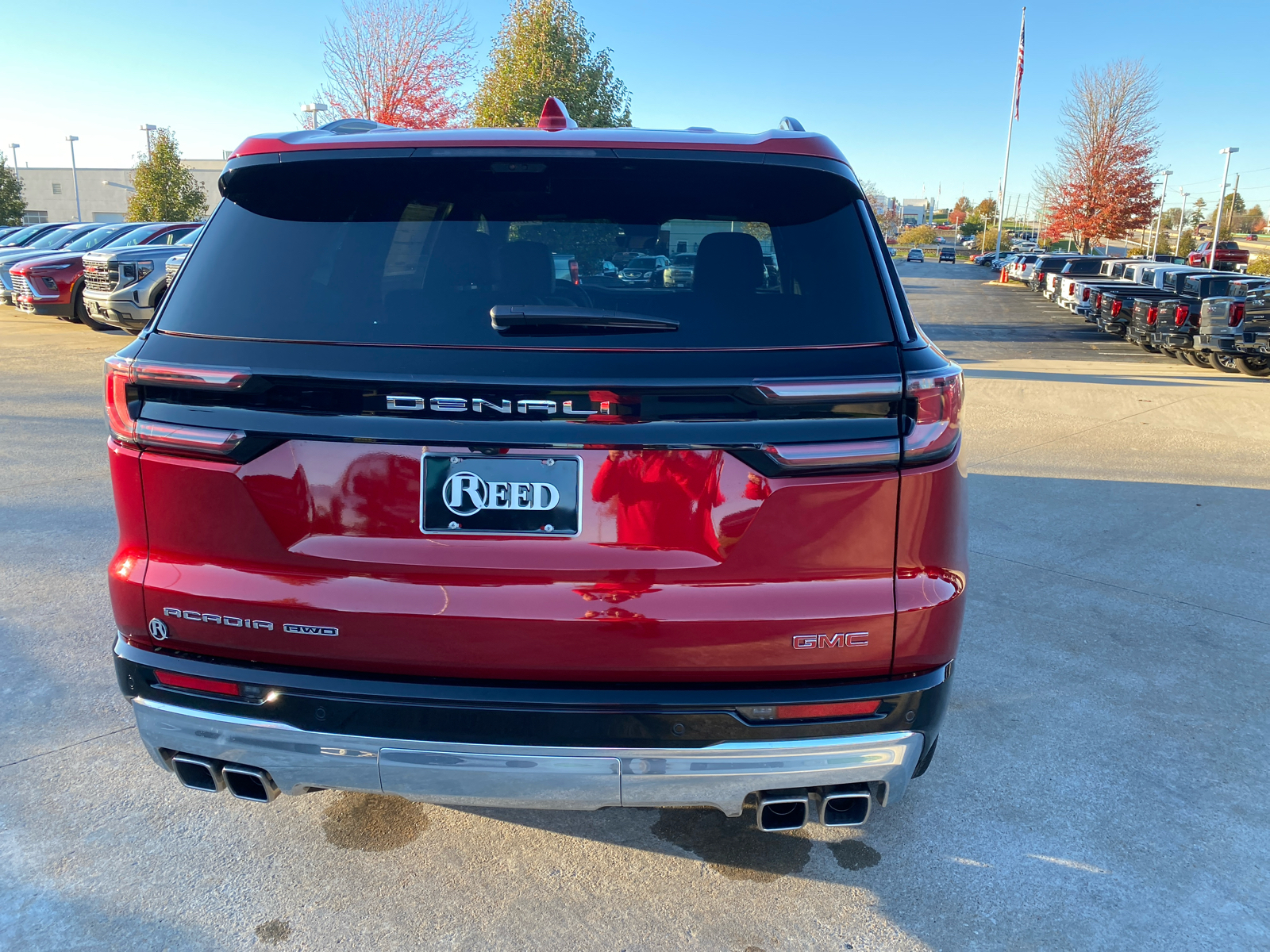 2025 GMC Acadia AWD Denali 7