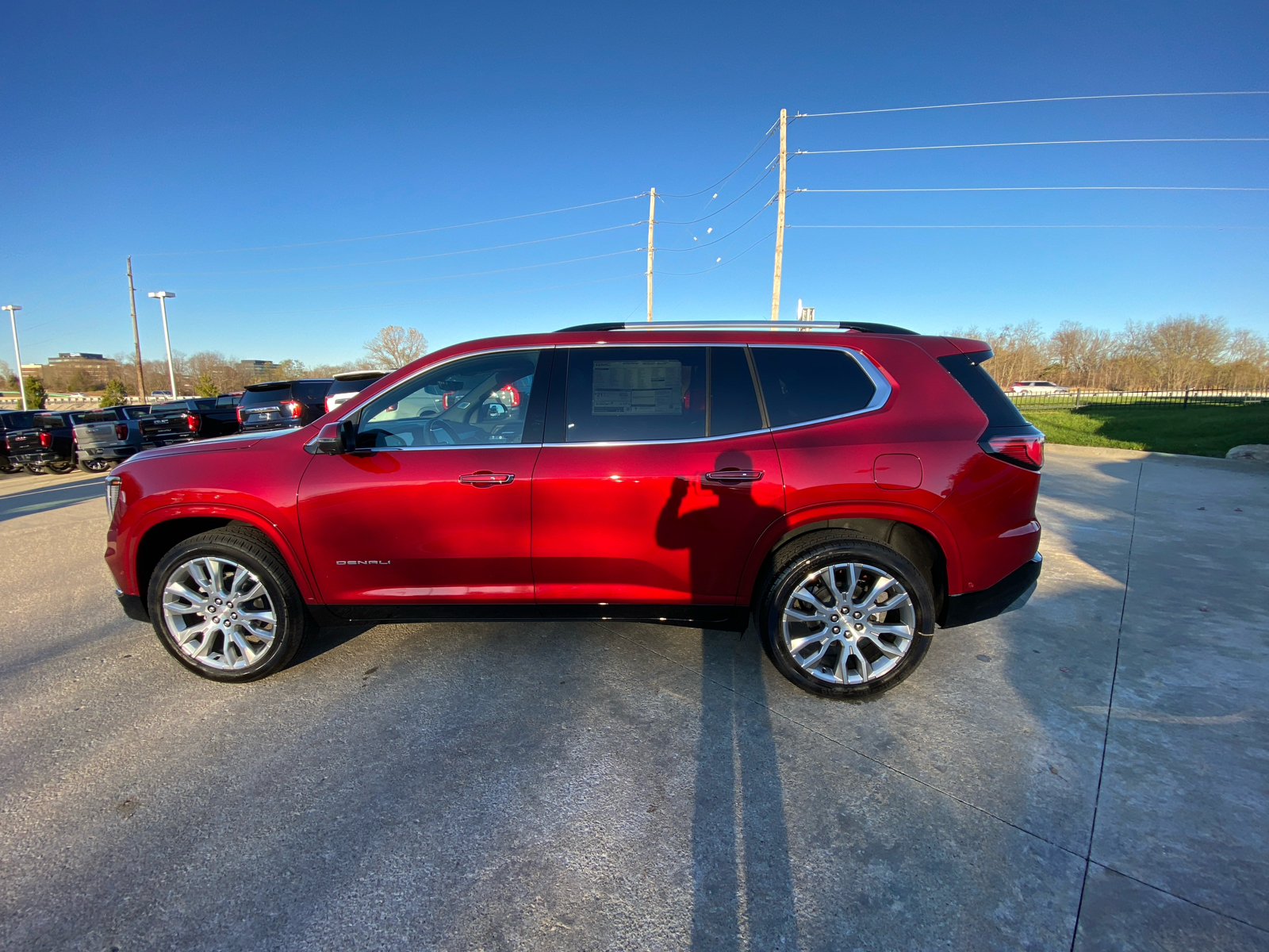 2025 GMC Acadia AWD Denali 9