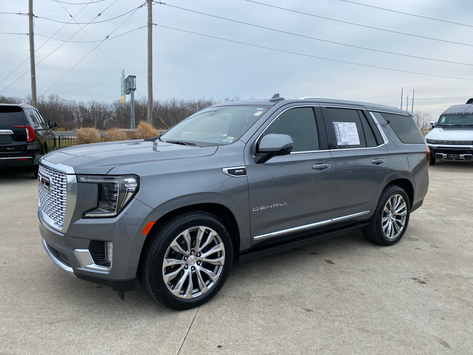 2021 GMC Yukon Denali 1