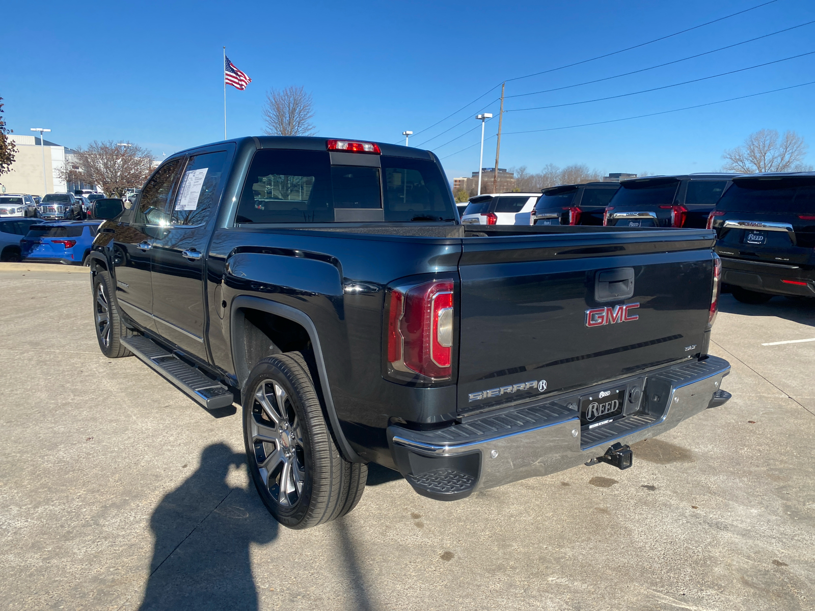 2017 GMC Sierra 1500 SLT 4WD Crew Cab 143.5 8