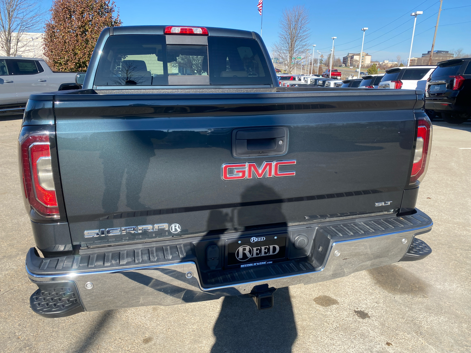 2017 GMC Sierra 1500 SLT 4WD Crew Cab 143.5 37