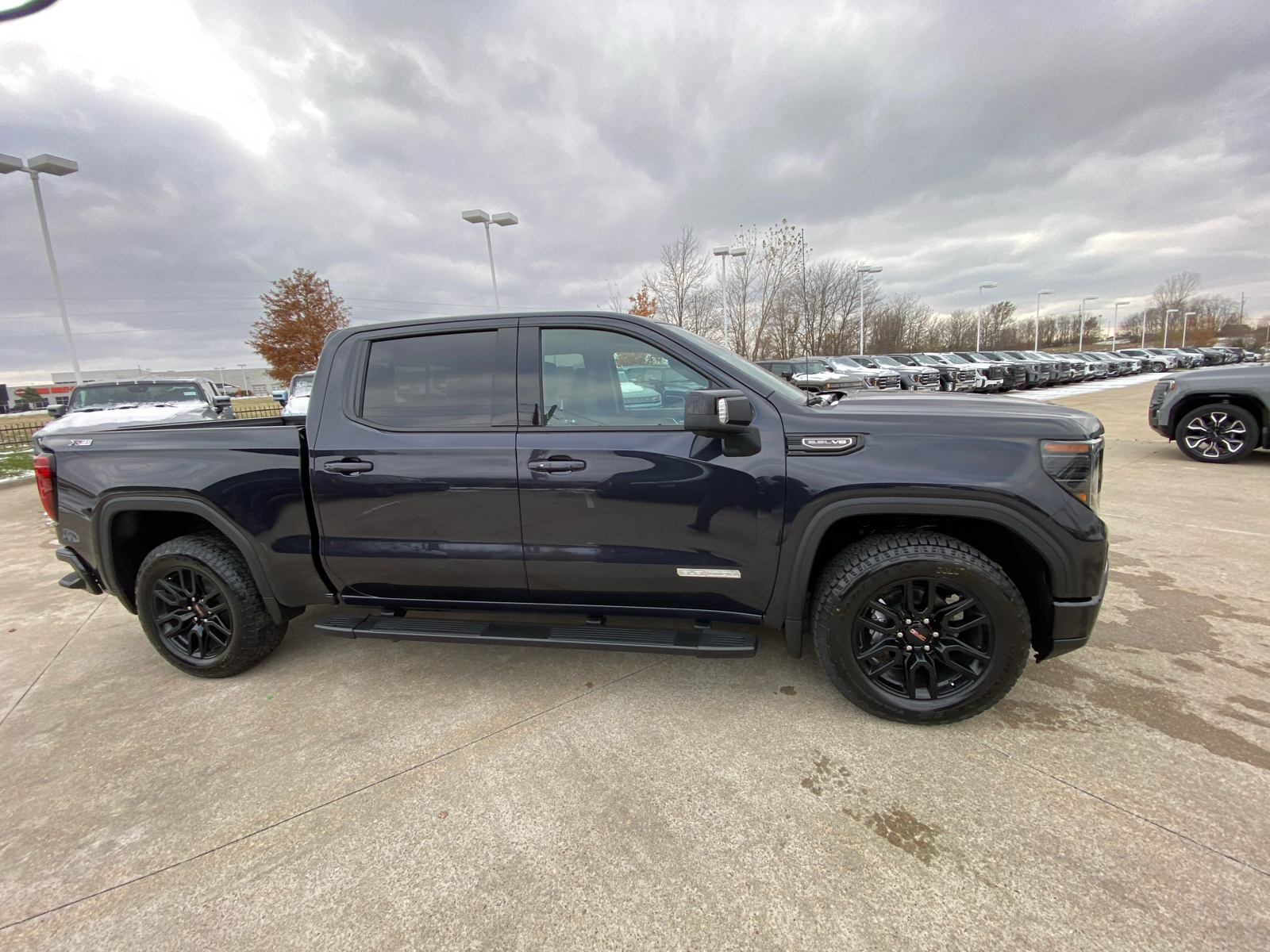 2025 GMC Sierra 1500 Elevation 5