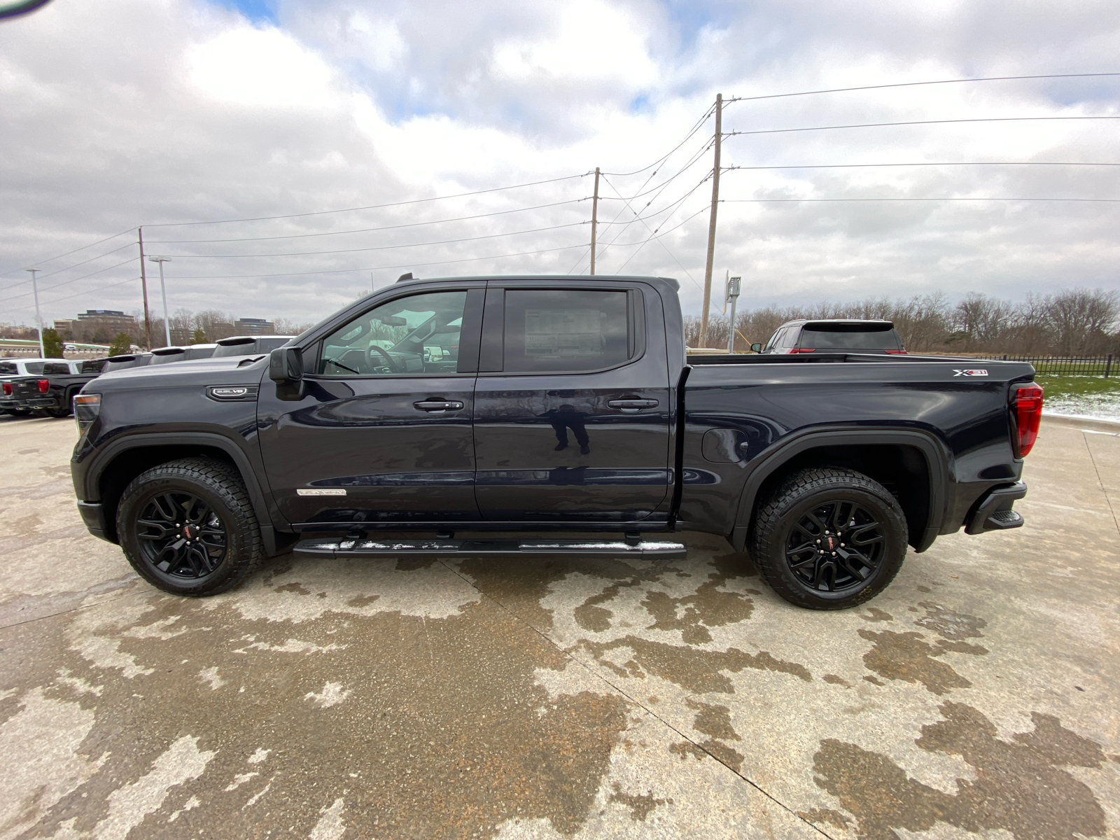 2025 GMC Sierra 1500 Elevation 9