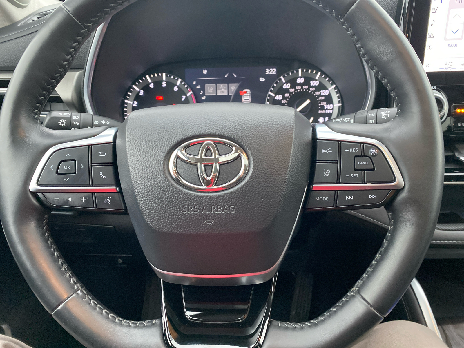 2021 Toyota Highlander Limited 16