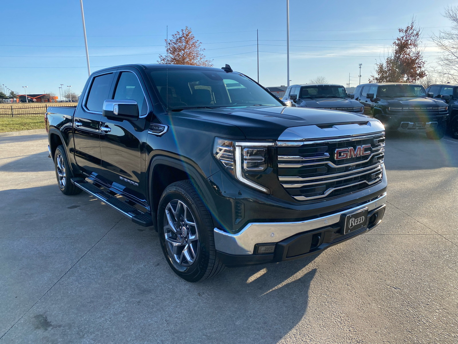 2025 GMC Sierra 1500 SLT 4WD Crew Cab 147 4