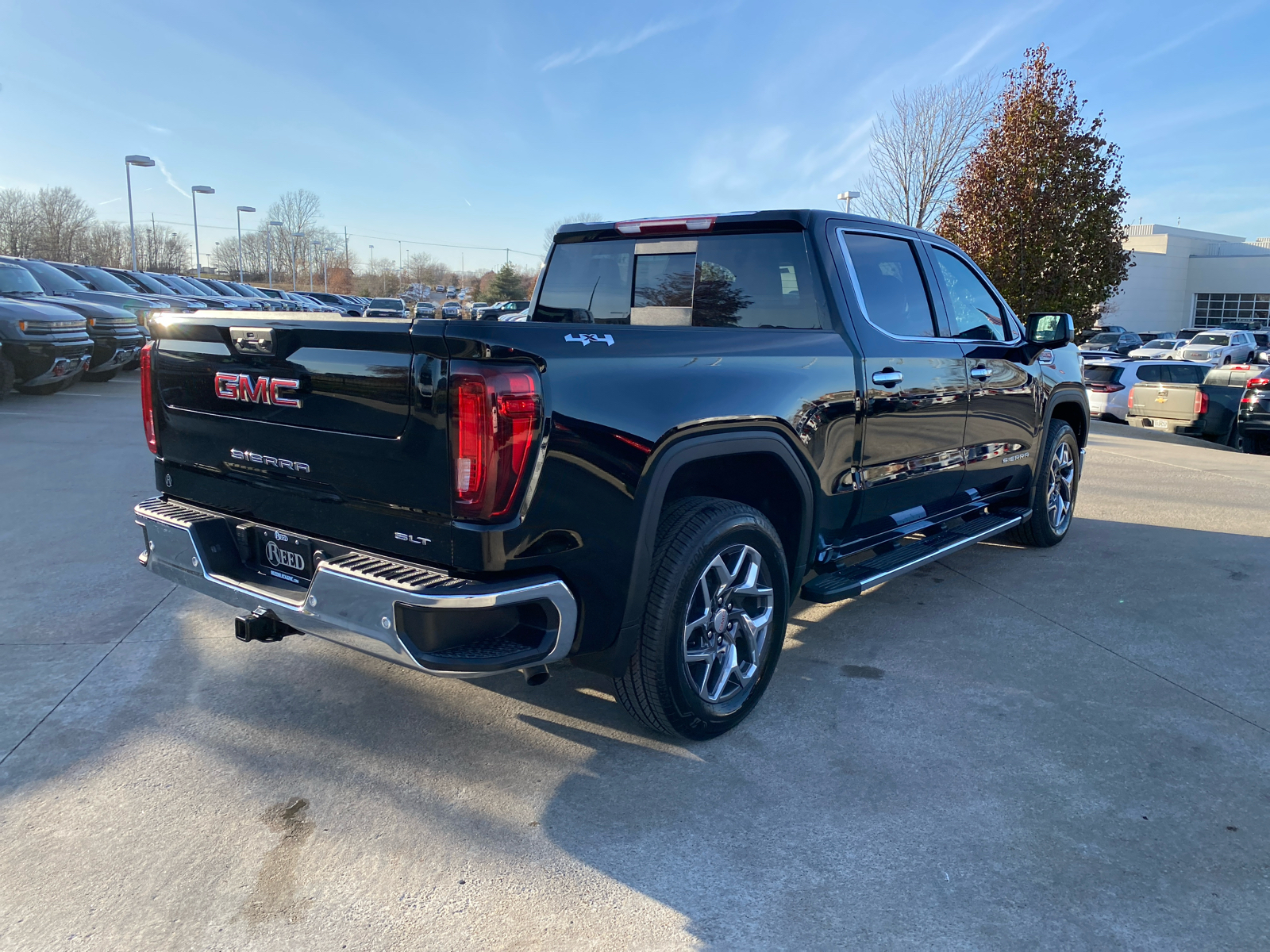 2025 GMC Sierra 1500 SLT 4WD Crew Cab 147 6