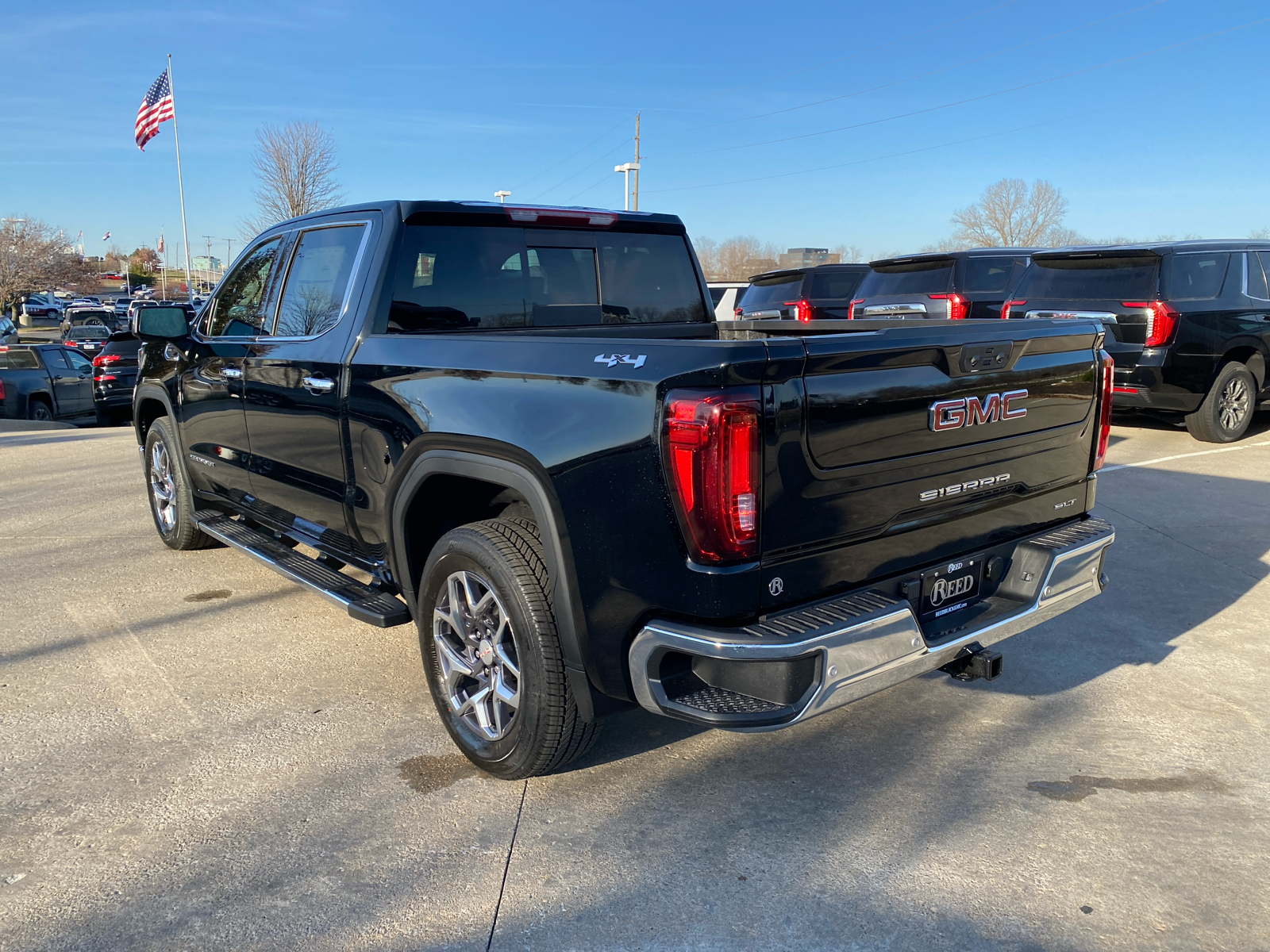 2025 GMC Sierra 1500 SLT 4WD Crew Cab 147 8