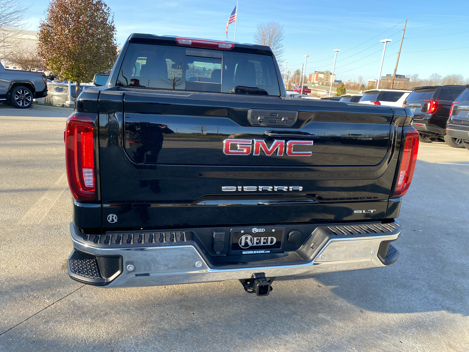 2025 GMC Sierra 1500 SLT 4WD Crew Cab 147 34