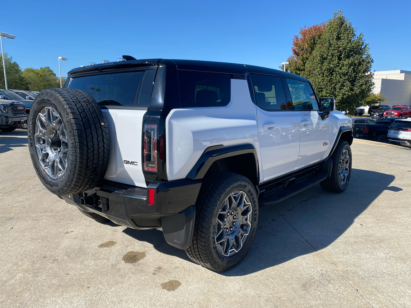 2024 GMC HUMMER EV 3X 6