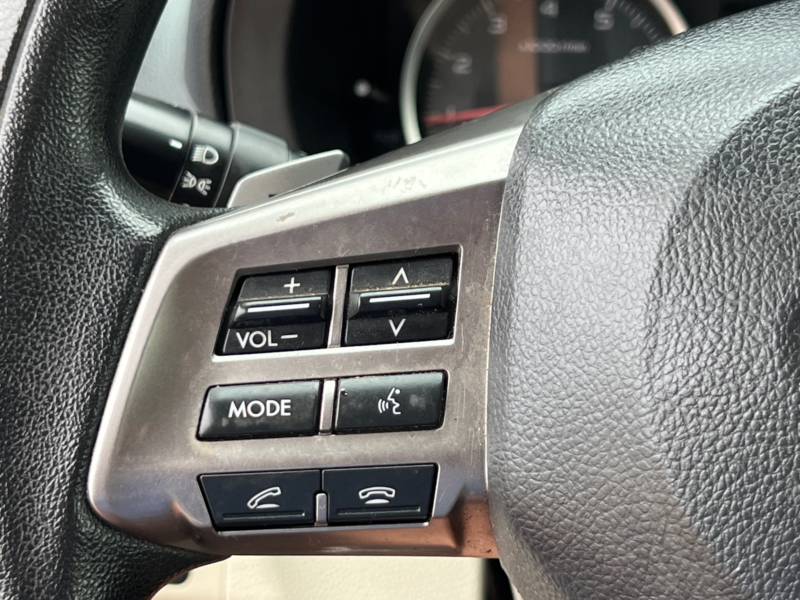 2014 Subaru XV Crosstrek Premium 34