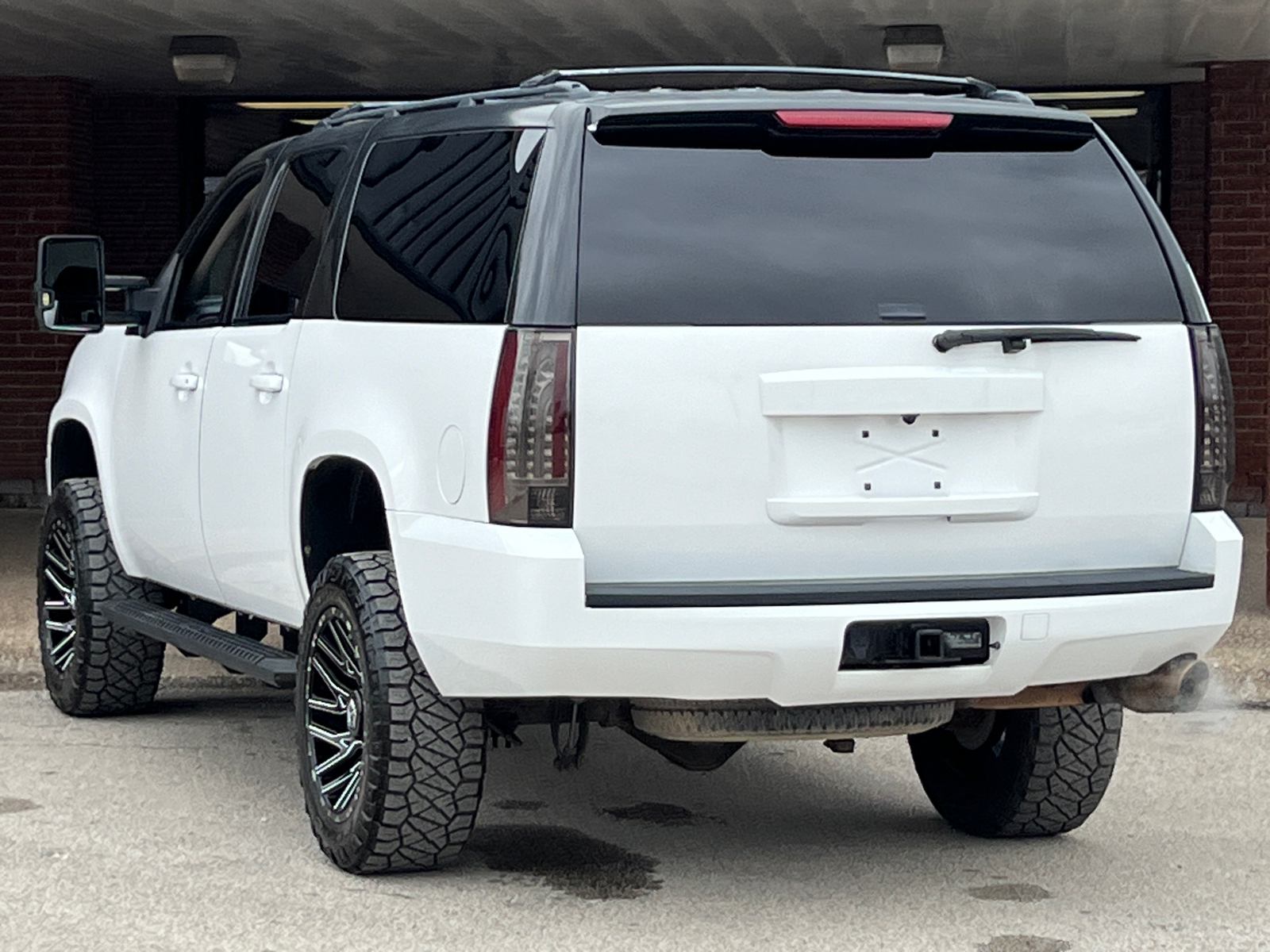 2013 Chevrolet Suburban LS 5