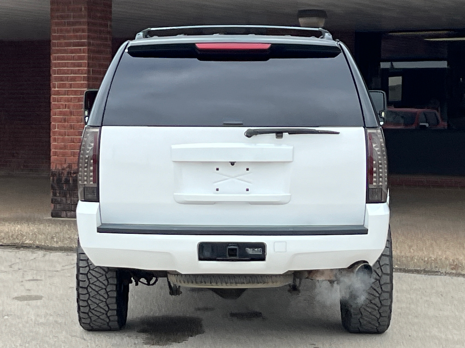 2013 Chevrolet Suburban LS 6