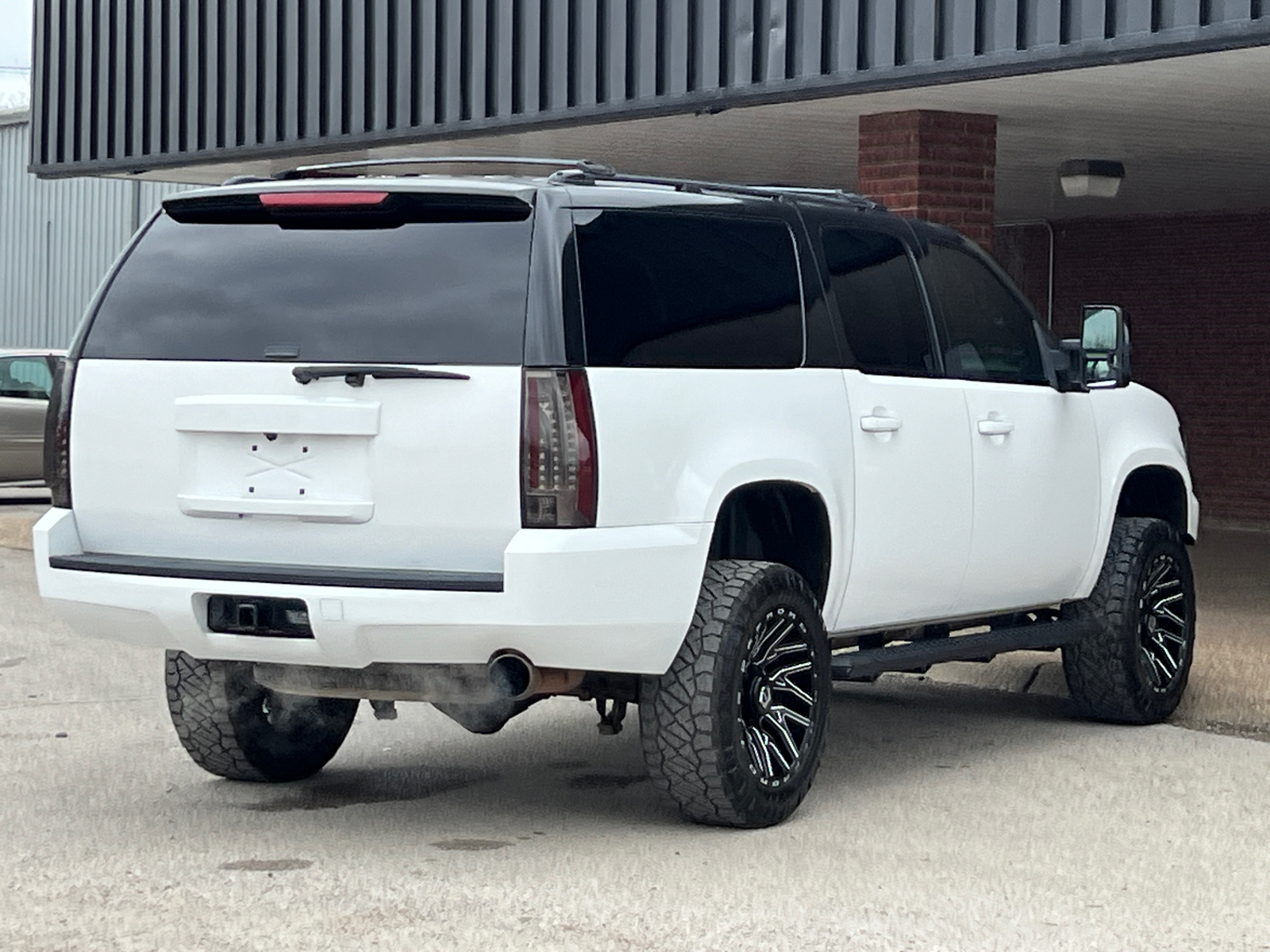 2013 Chevrolet Suburban LS 7