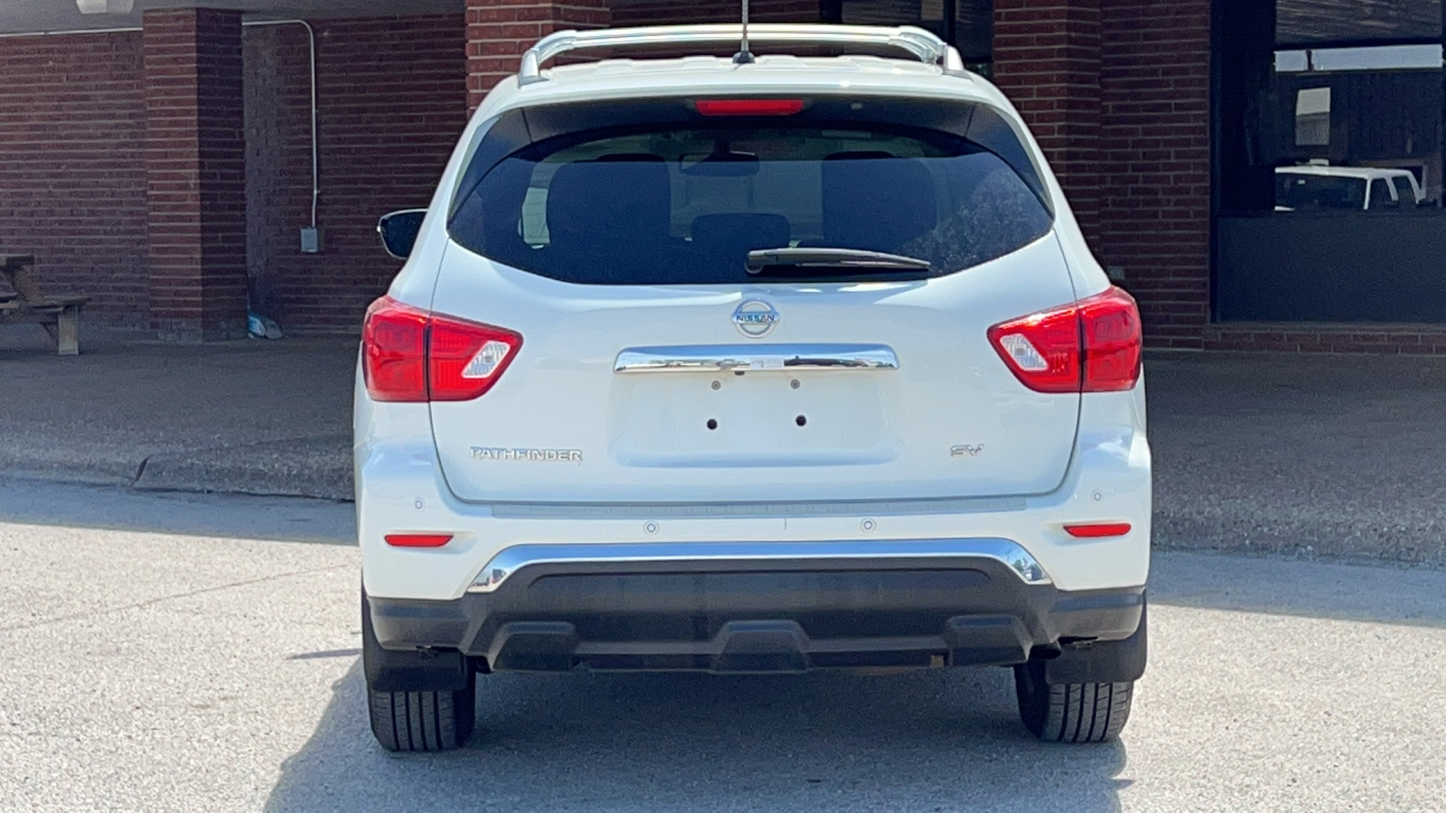 2017 Nissan Pathfinder SV 5