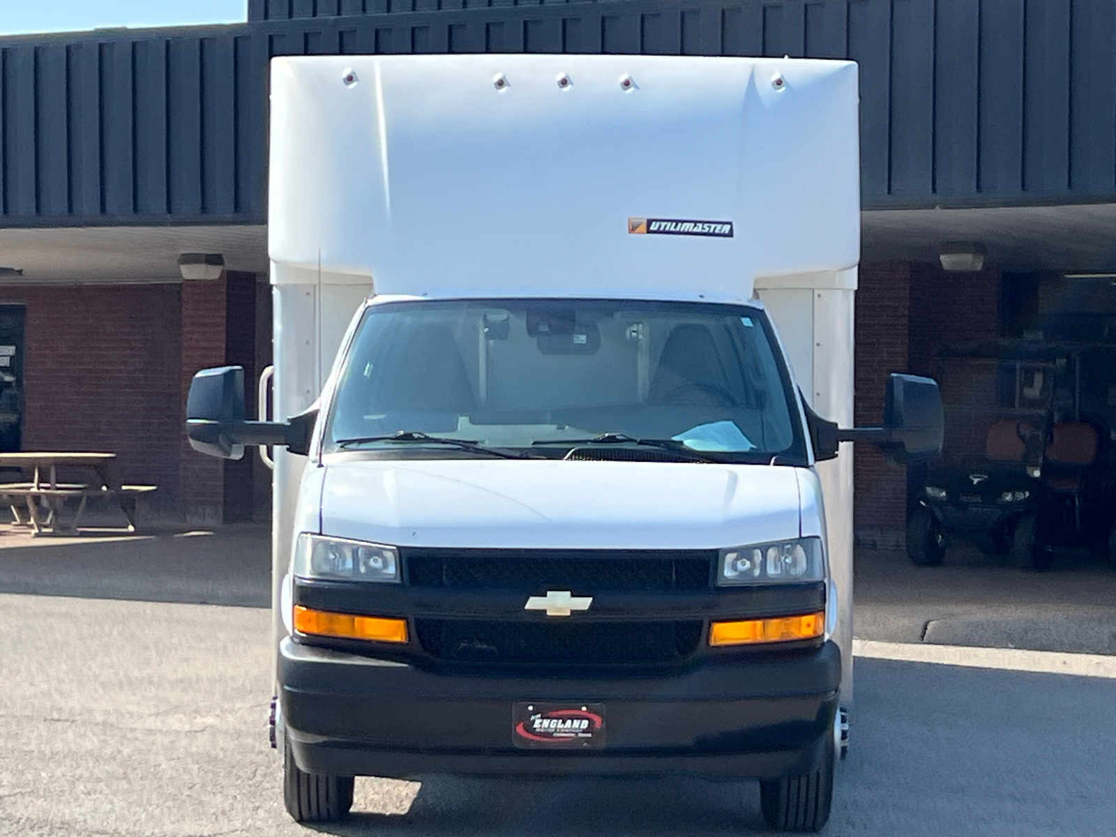 2021 Chevrolet Express 4500 Van 2