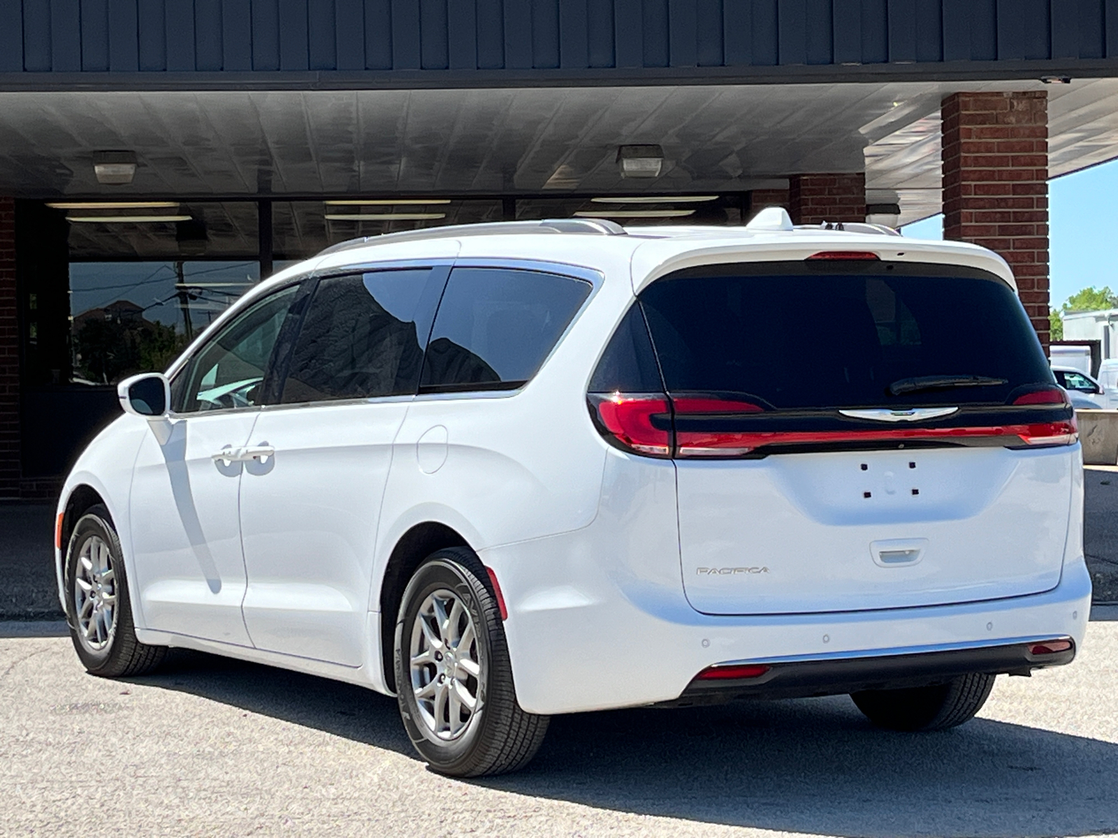 2022 Chrysler Pacifica Touring 5