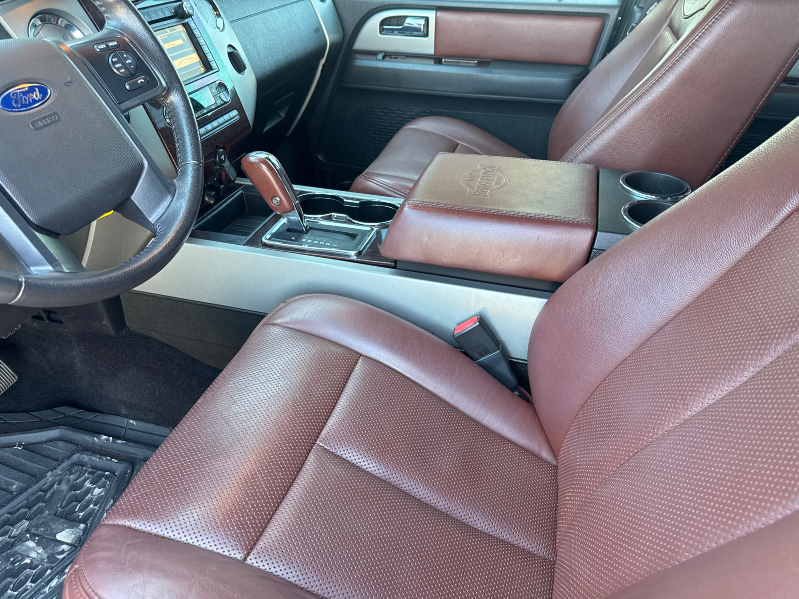 2014 Ford Expedition King Ranch 25