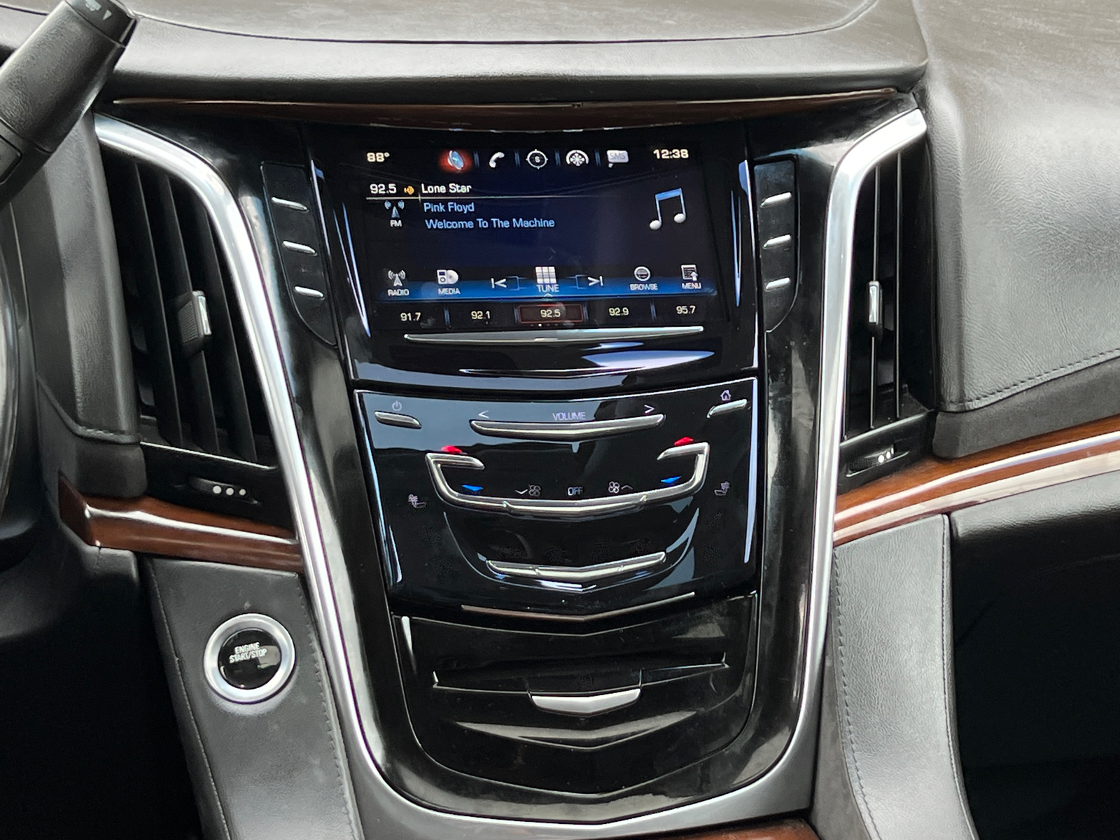 2019 Cadillac Escalade ESV Luxury 18