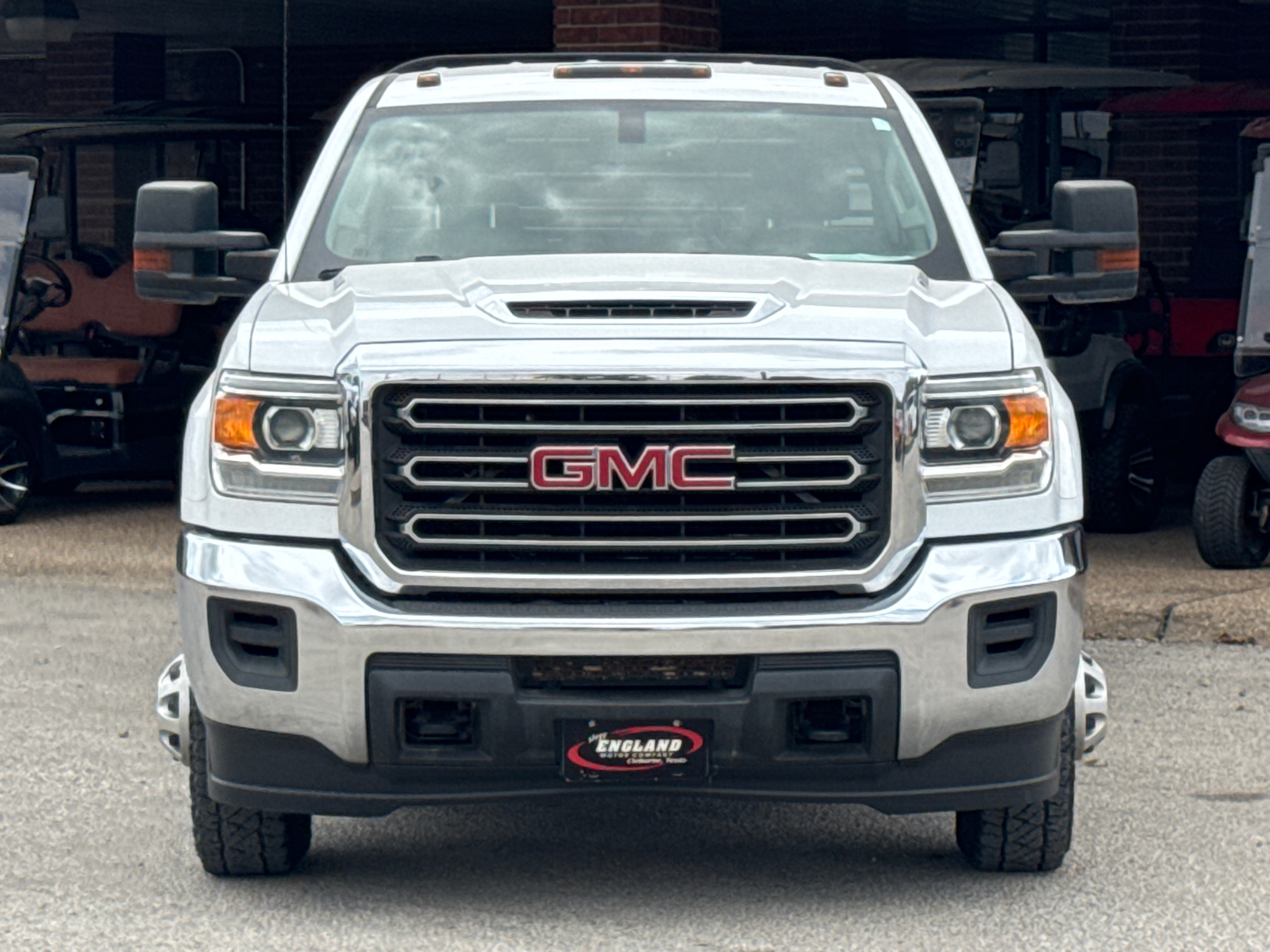 2018 GMC Sierra Fleet/Base 2