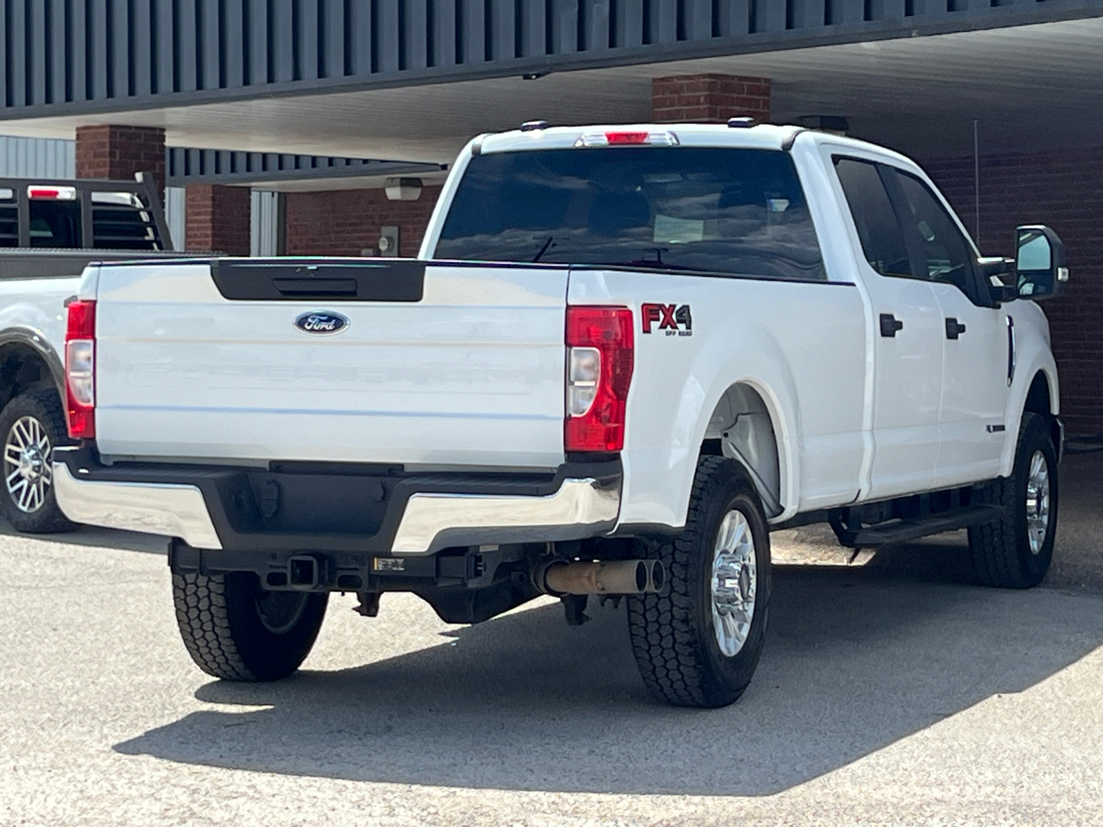 2022 Ford F-350 XL 10