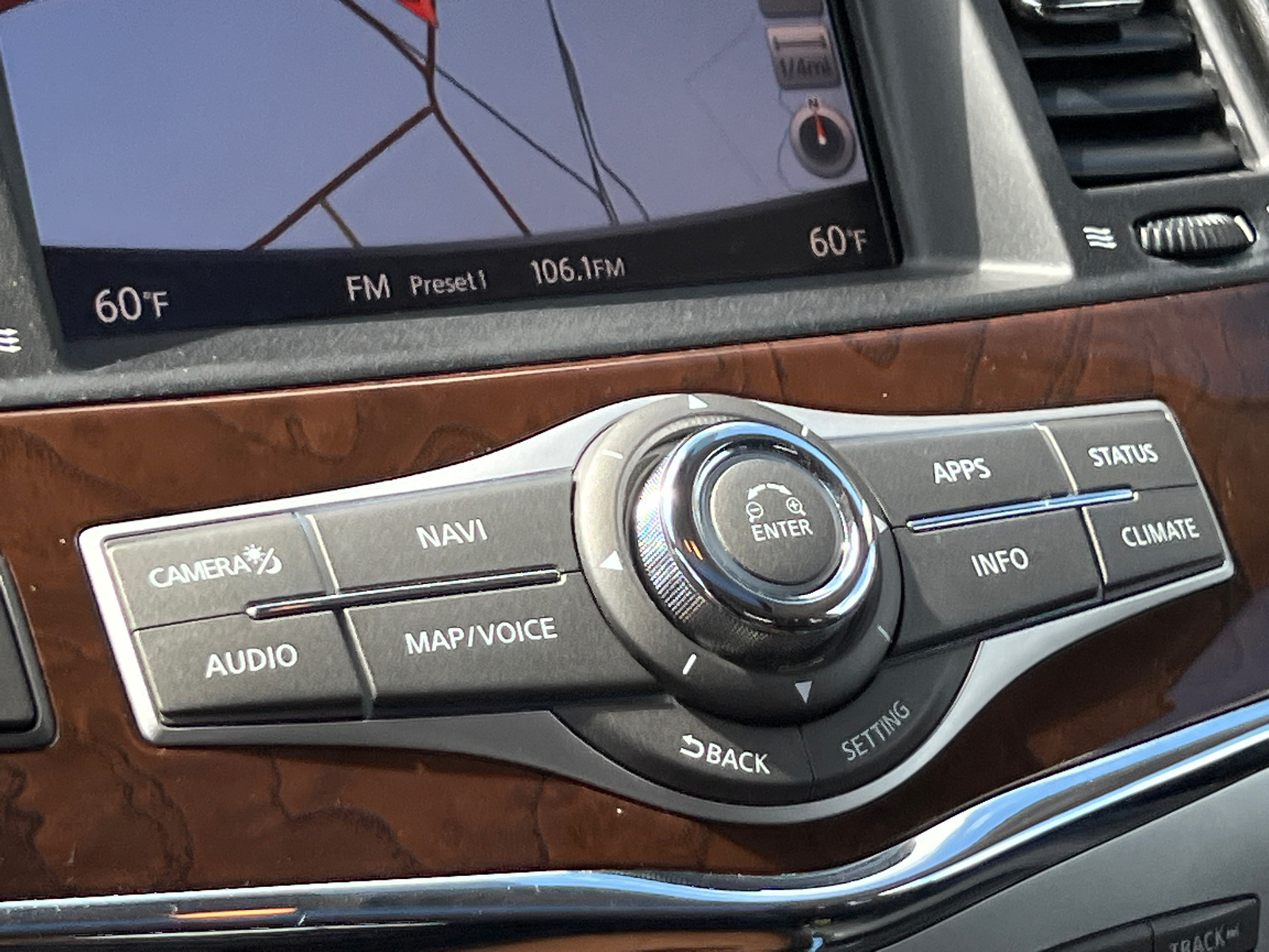 2018 INFINITI QX80 Base 31