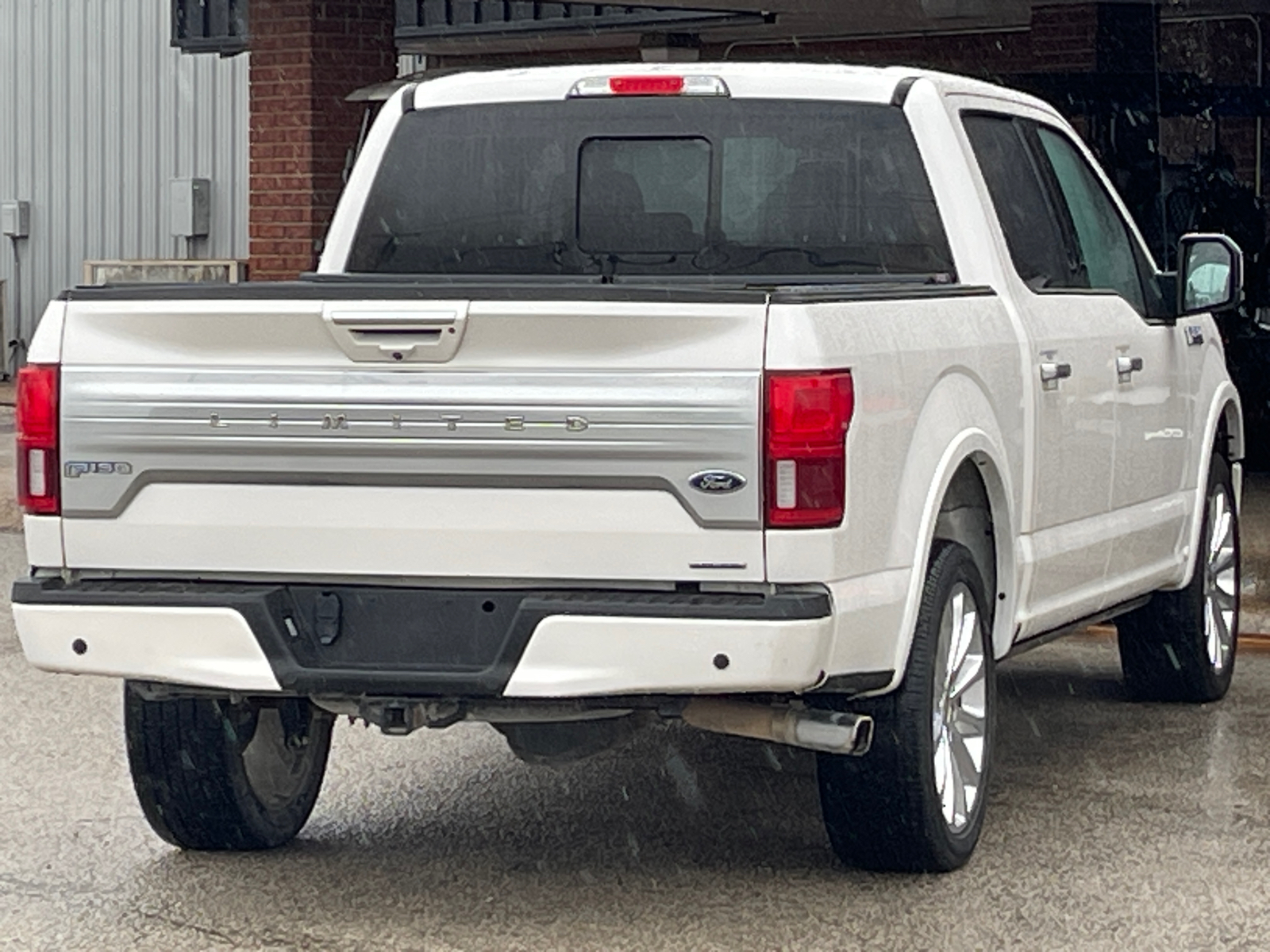 2018 Ford F-150 Limited 9