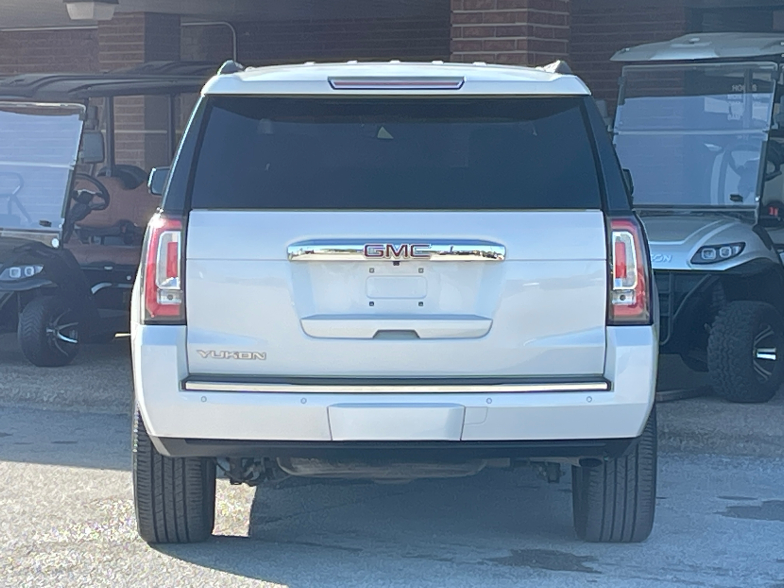 2019 GMC Yukon Denali 8