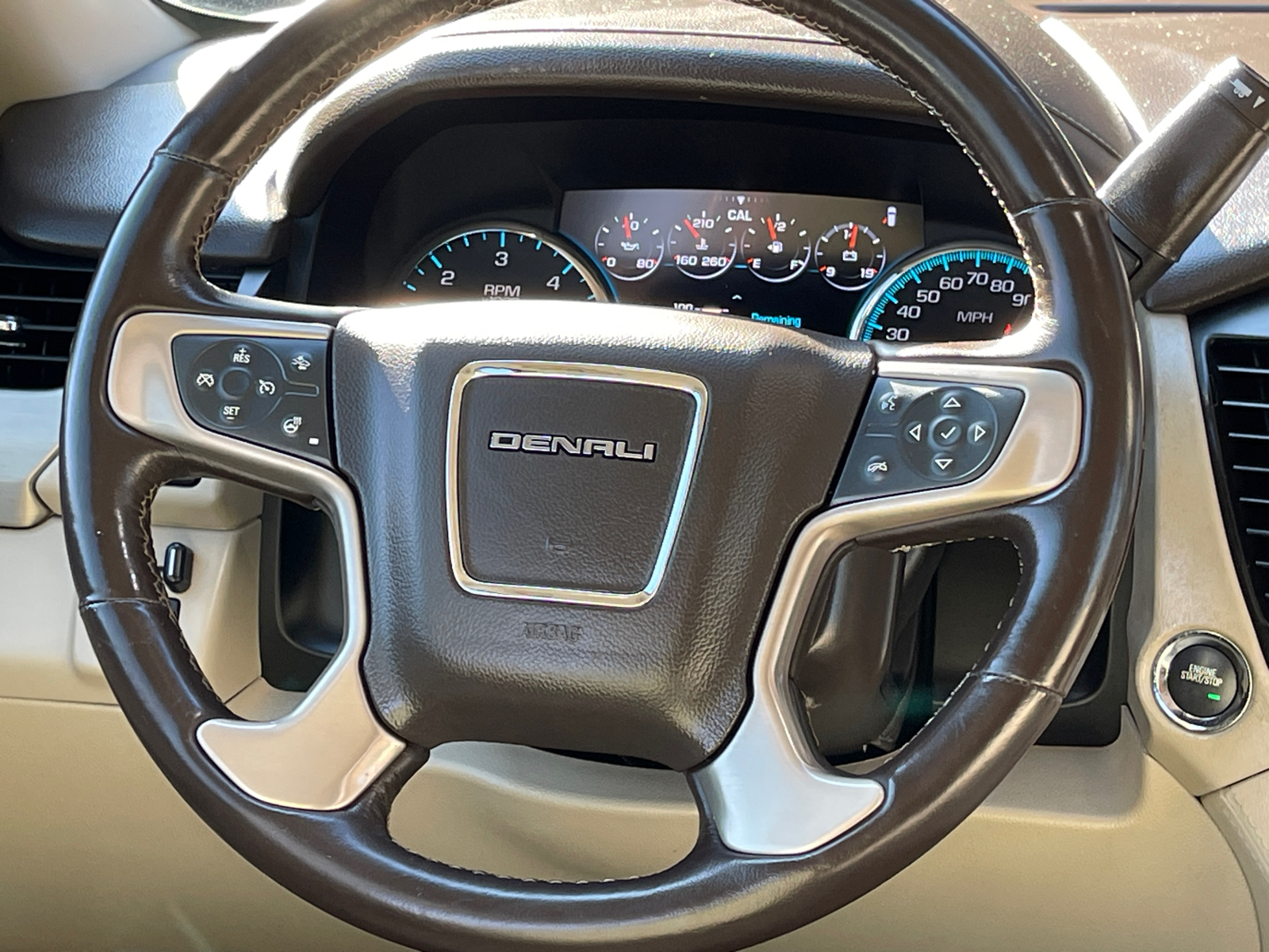 2019 GMC Yukon Denali 19