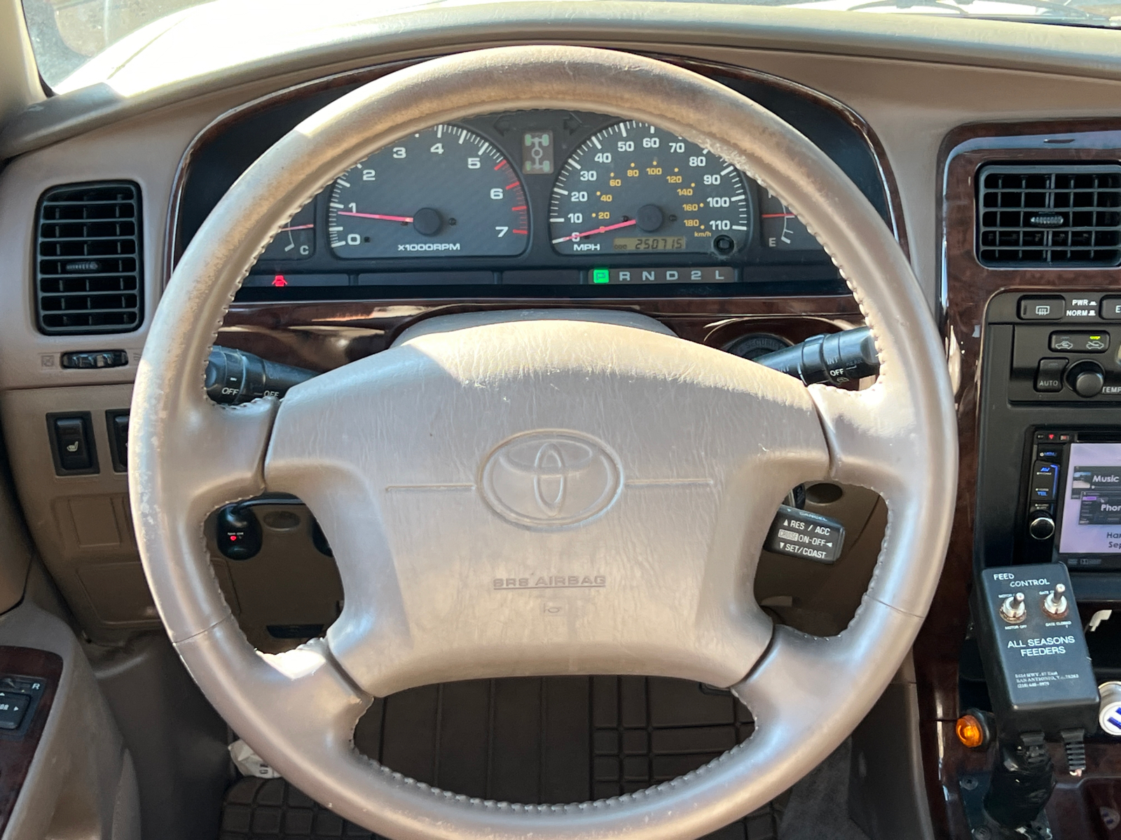 2001 Toyota 4Runner Limited 18