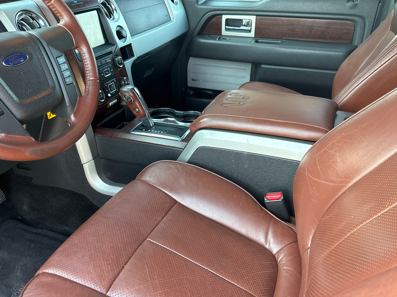 2013 Ford F-150 King Ranch 24