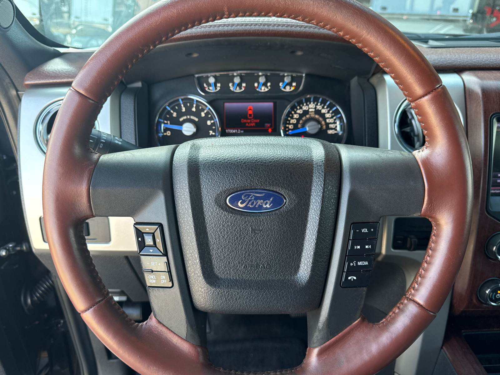 2013 Ford F-150 King Ranch 31