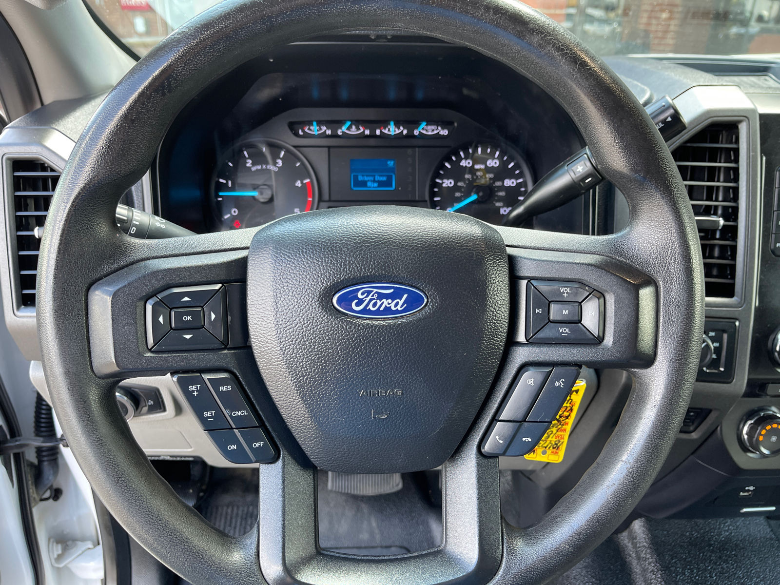 2018 Ford F-350 XL 26