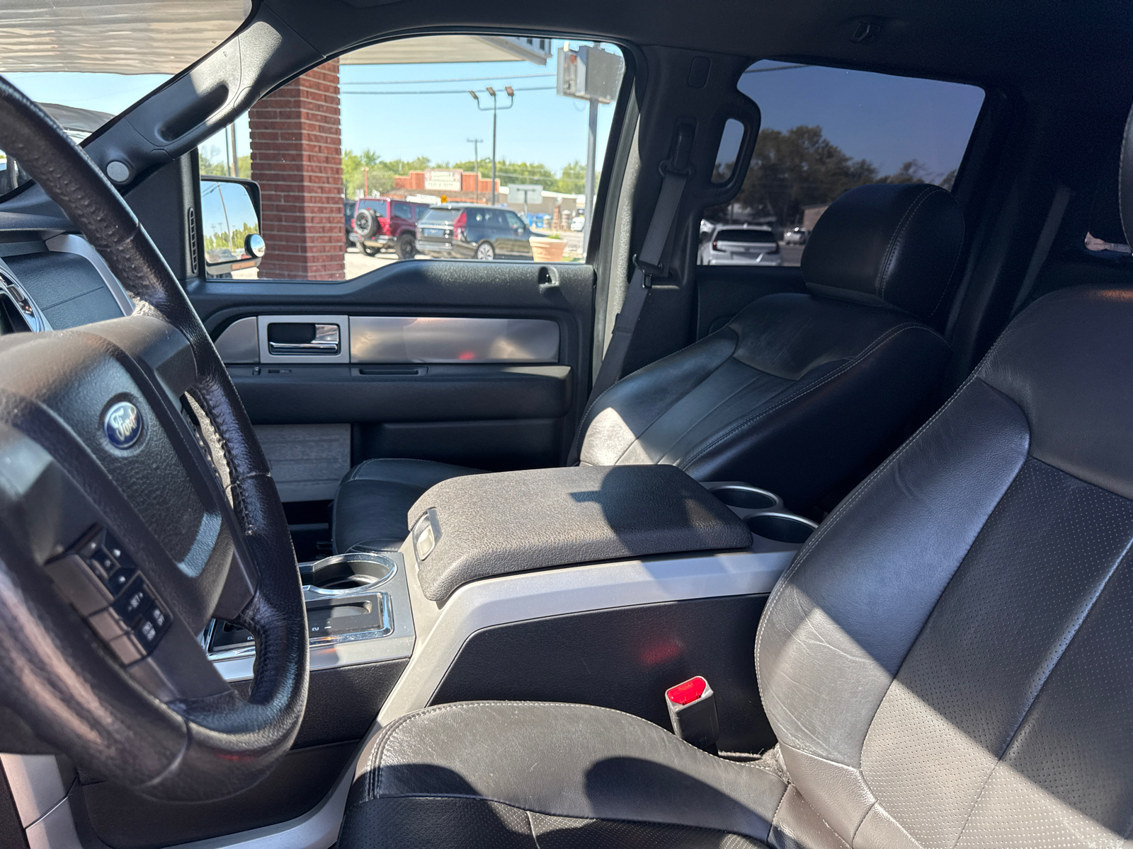 2013 Ford F-150 FX4 26