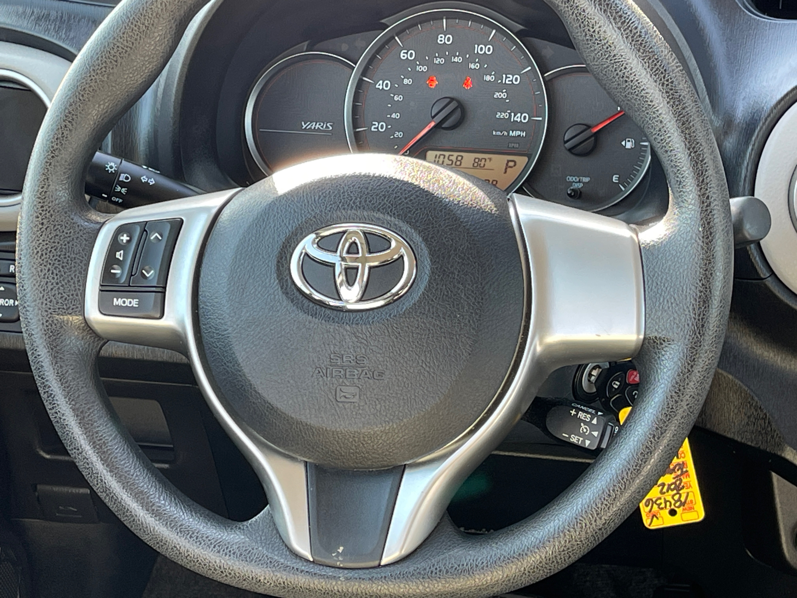 2012 Toyota Yaris LE 16