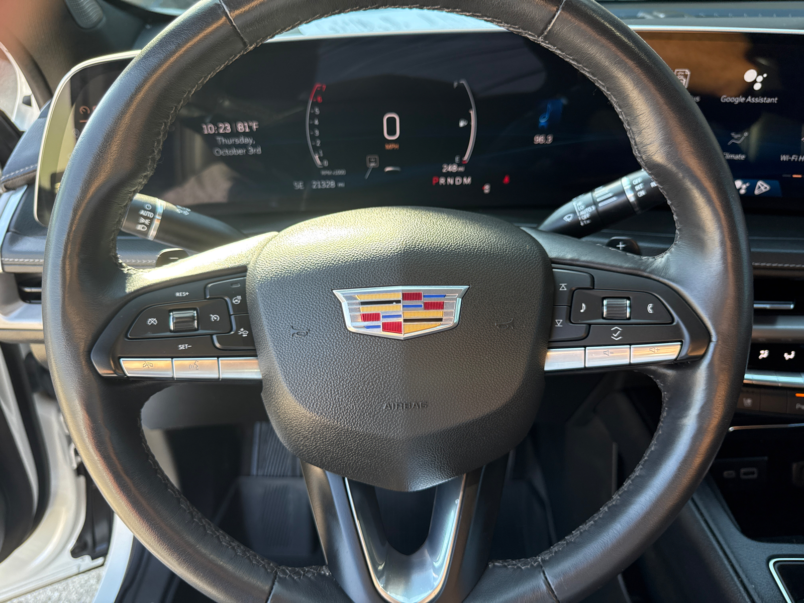 2024 Cadillac XT4 FWD Premium Luxury 30