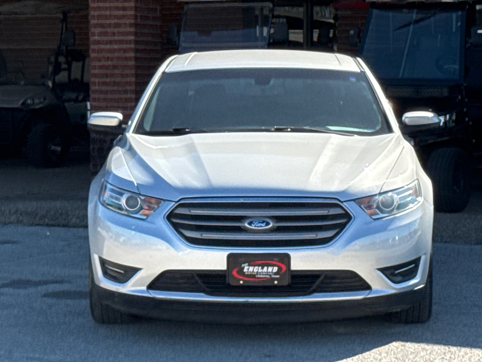 2015 Ford Taurus SEL 2