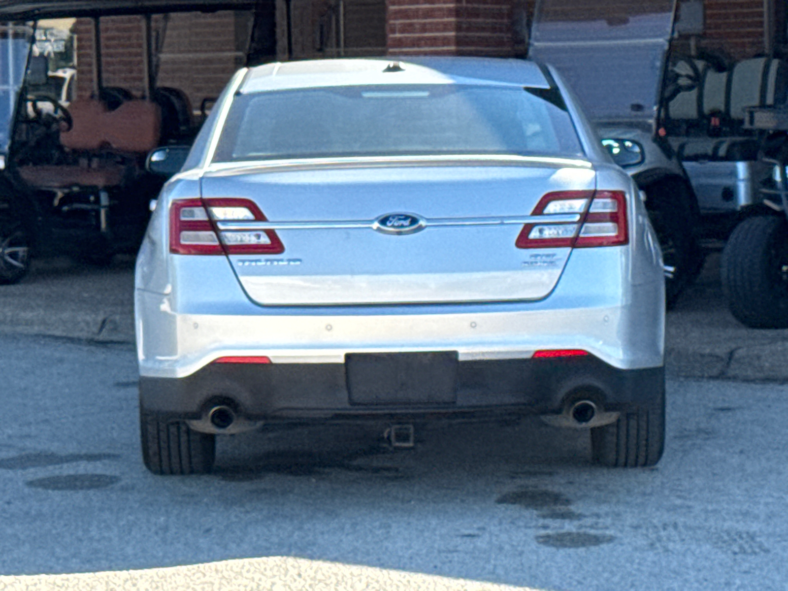 2015 Ford Taurus SEL 7