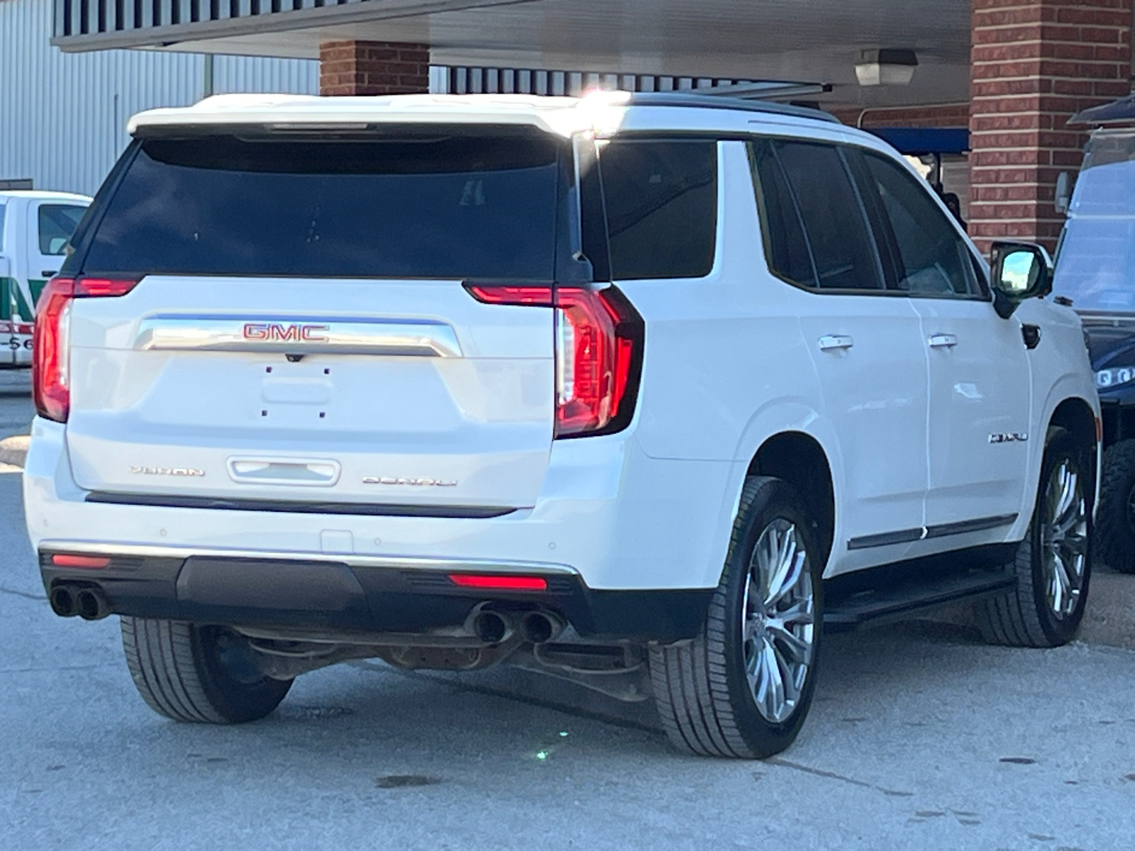 2021 GMC Yukon Denali 9