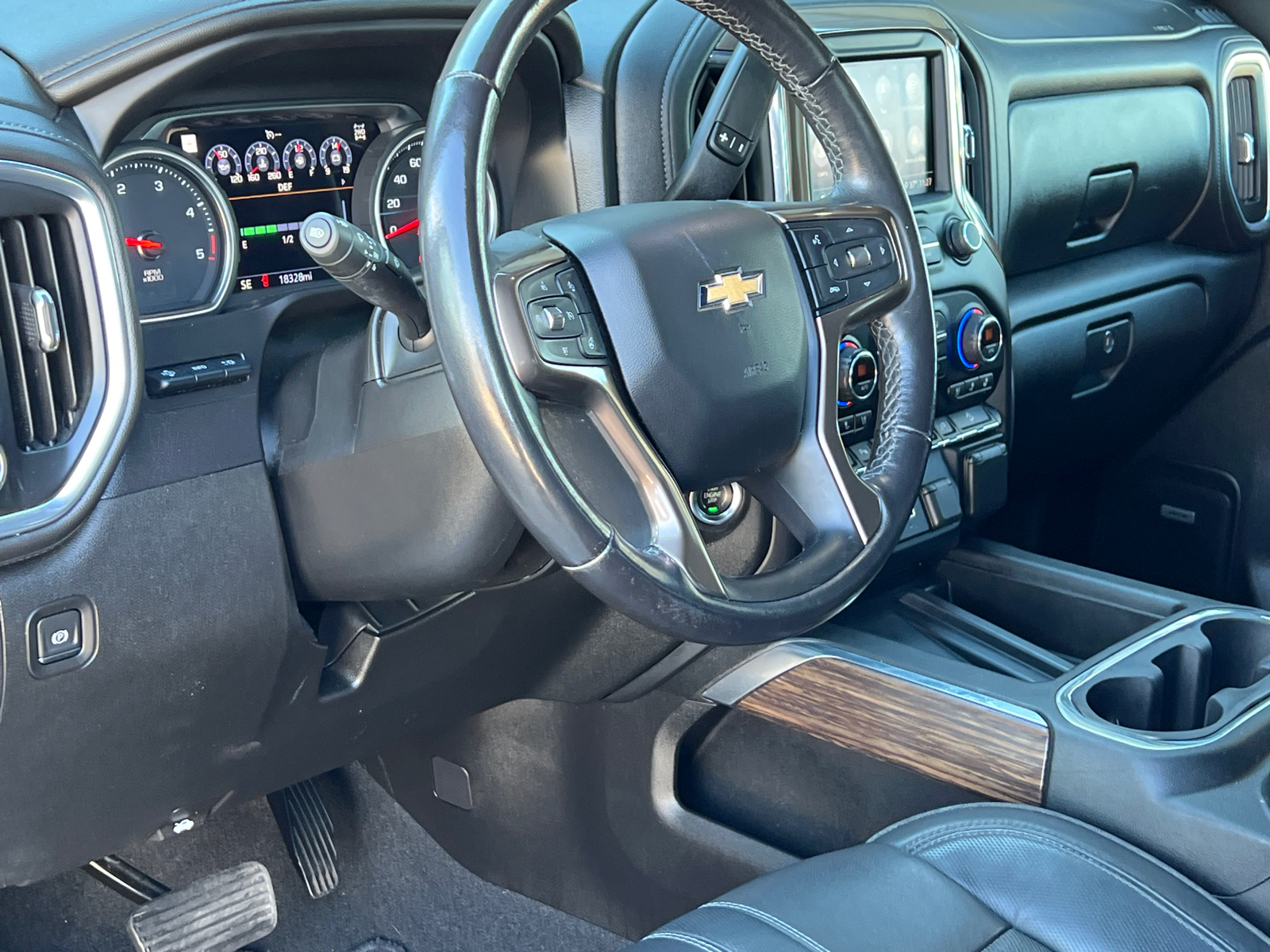 2020 Chevrolet Silverado High Country 22