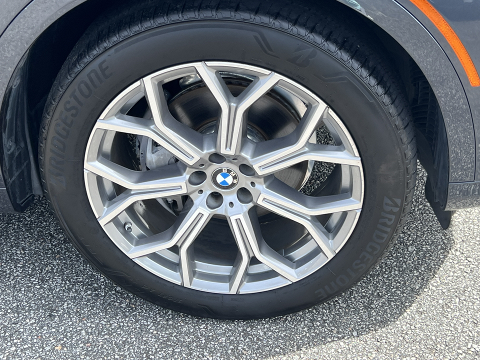 2020 BMW X7 xDrive40i 12