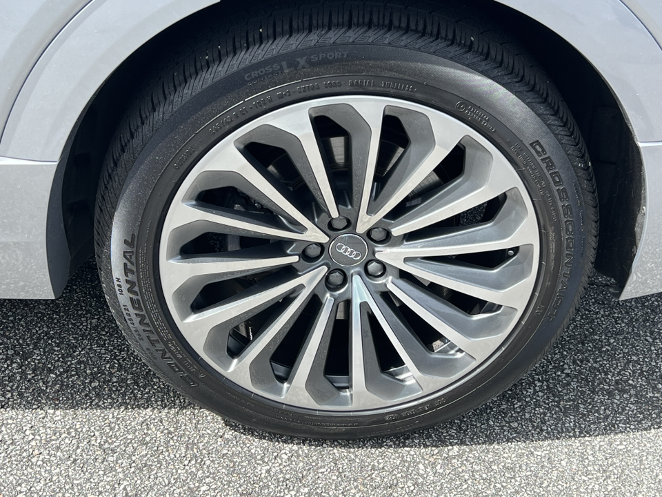 2019 Audi e-tron Prestige 19