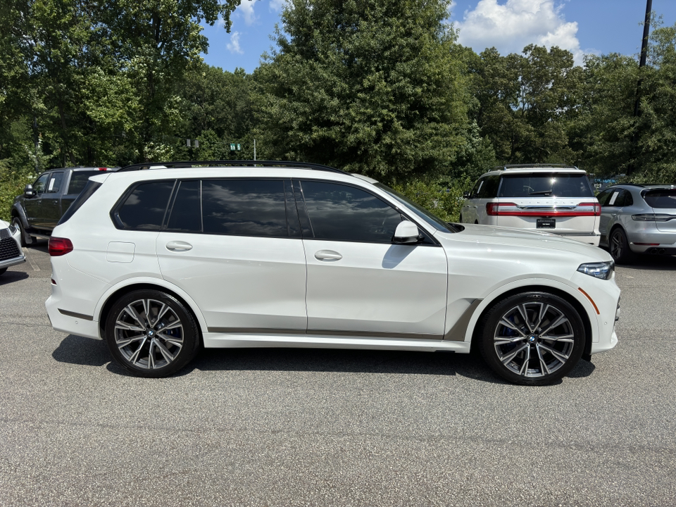 2021 BMW X7 M50i 6