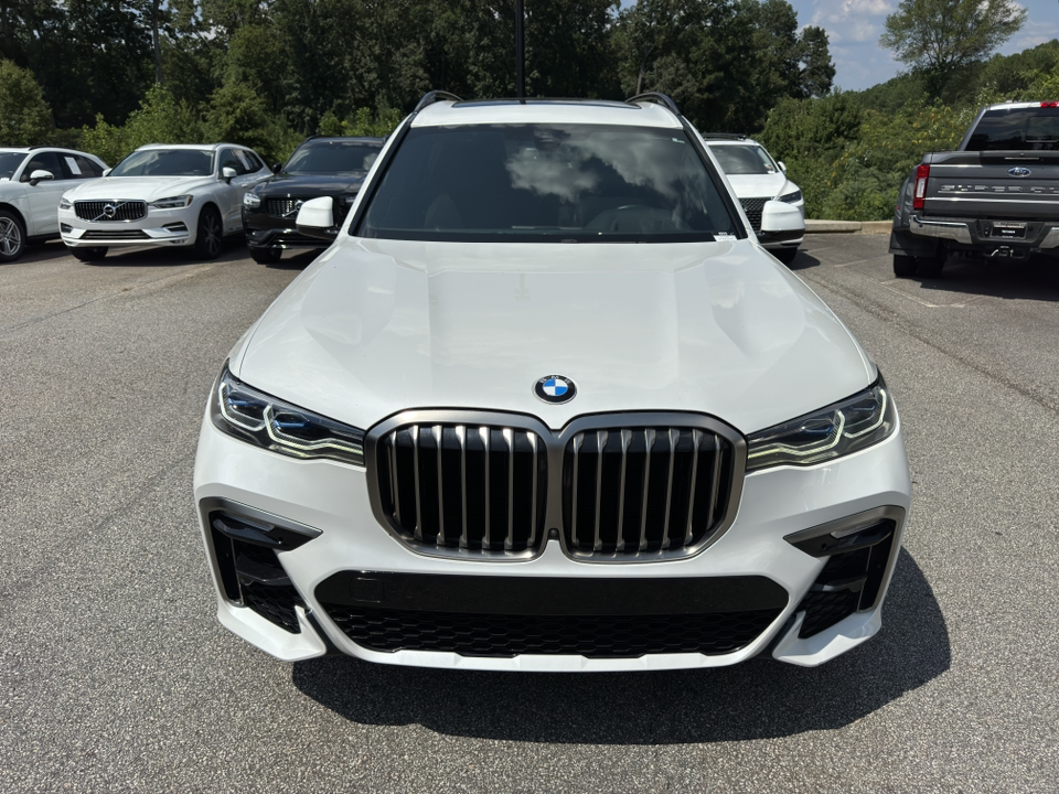 2021 BMW X7 M50i 8