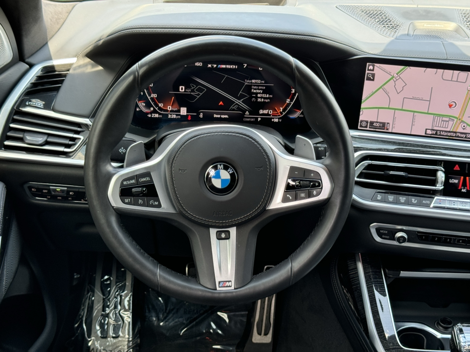 2021 BMW X7 M50i 24